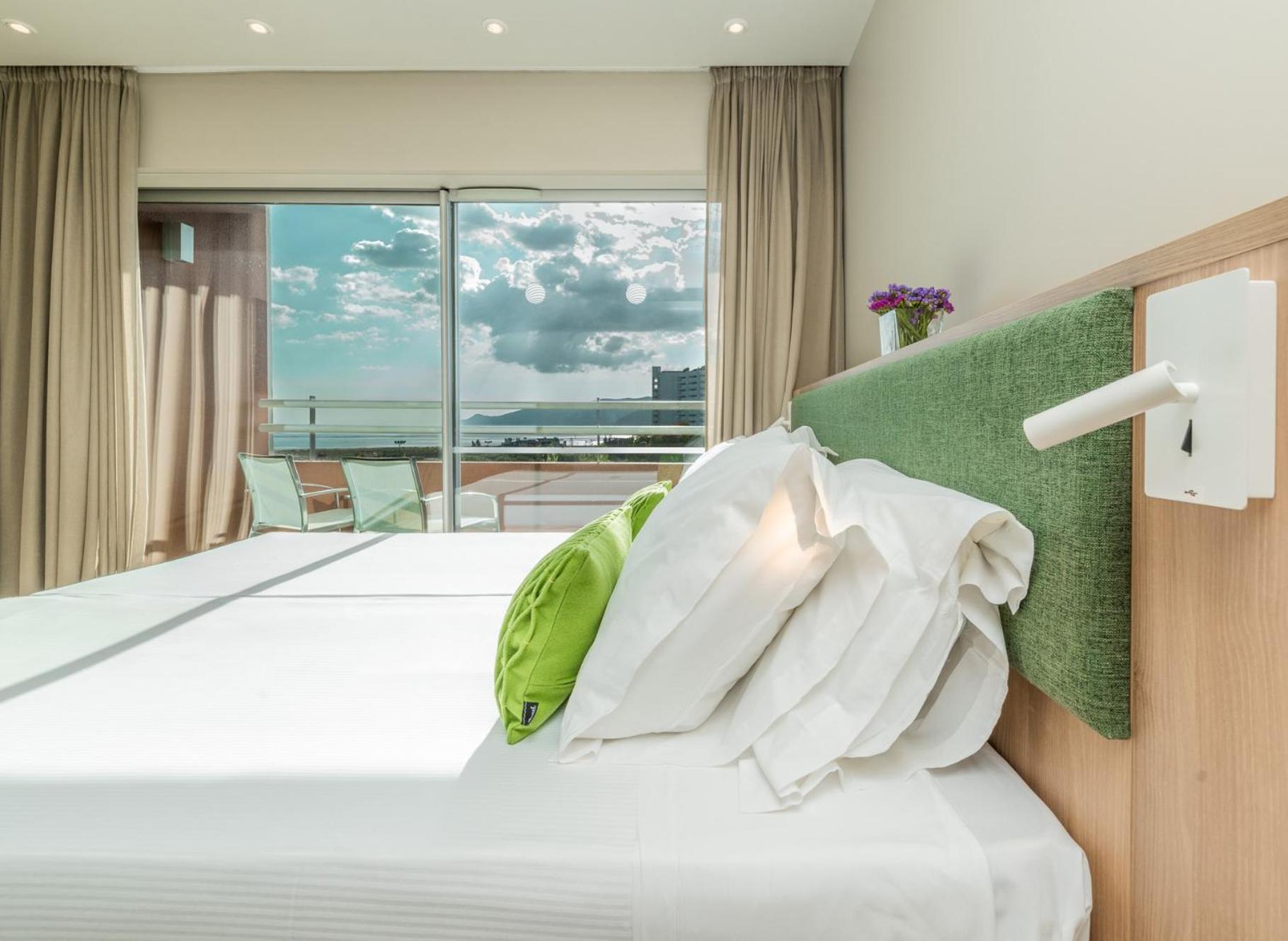 Studio with Sea View - Photo 4