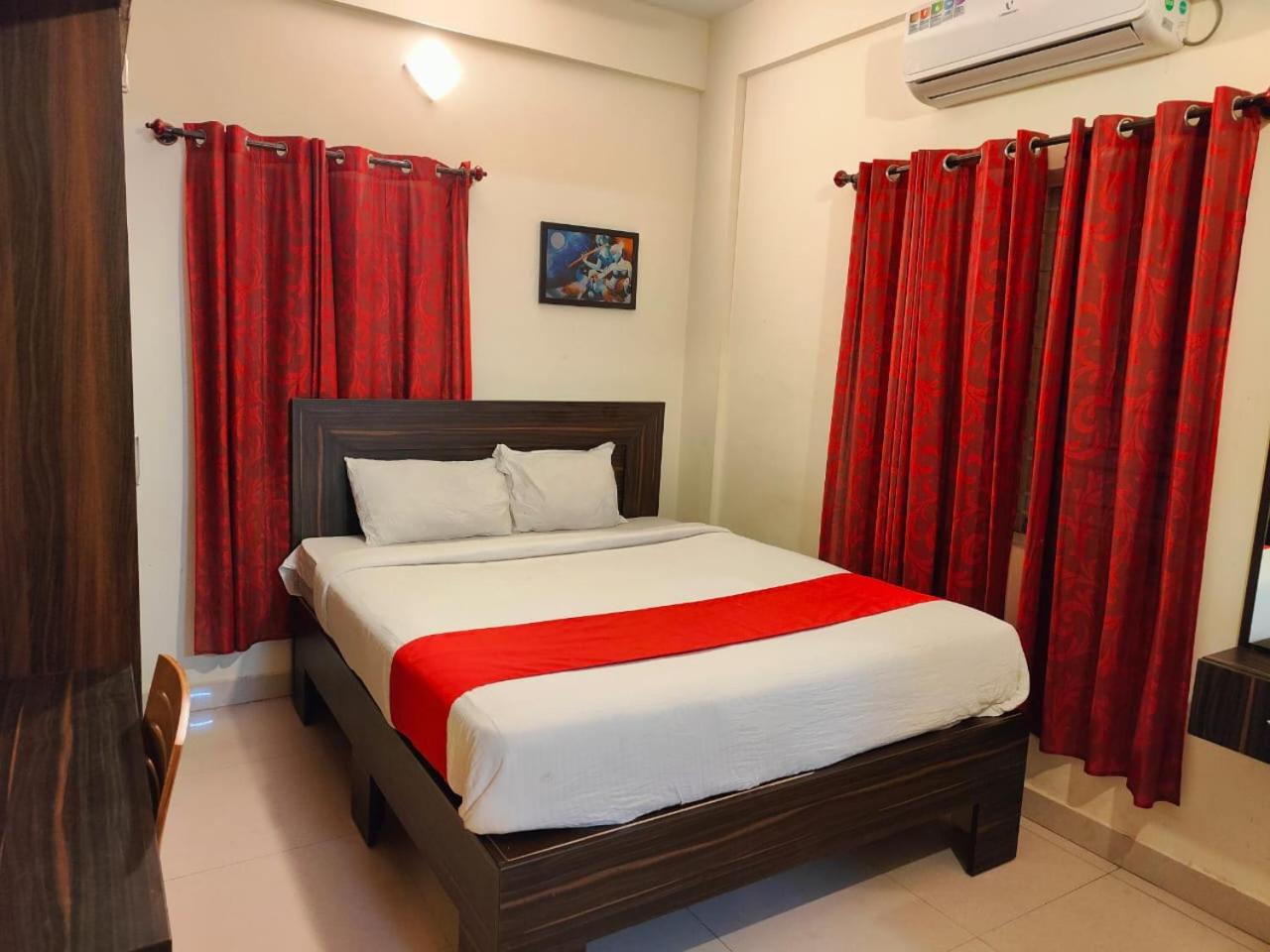 Two-Bedroom Apartment - Photo 1