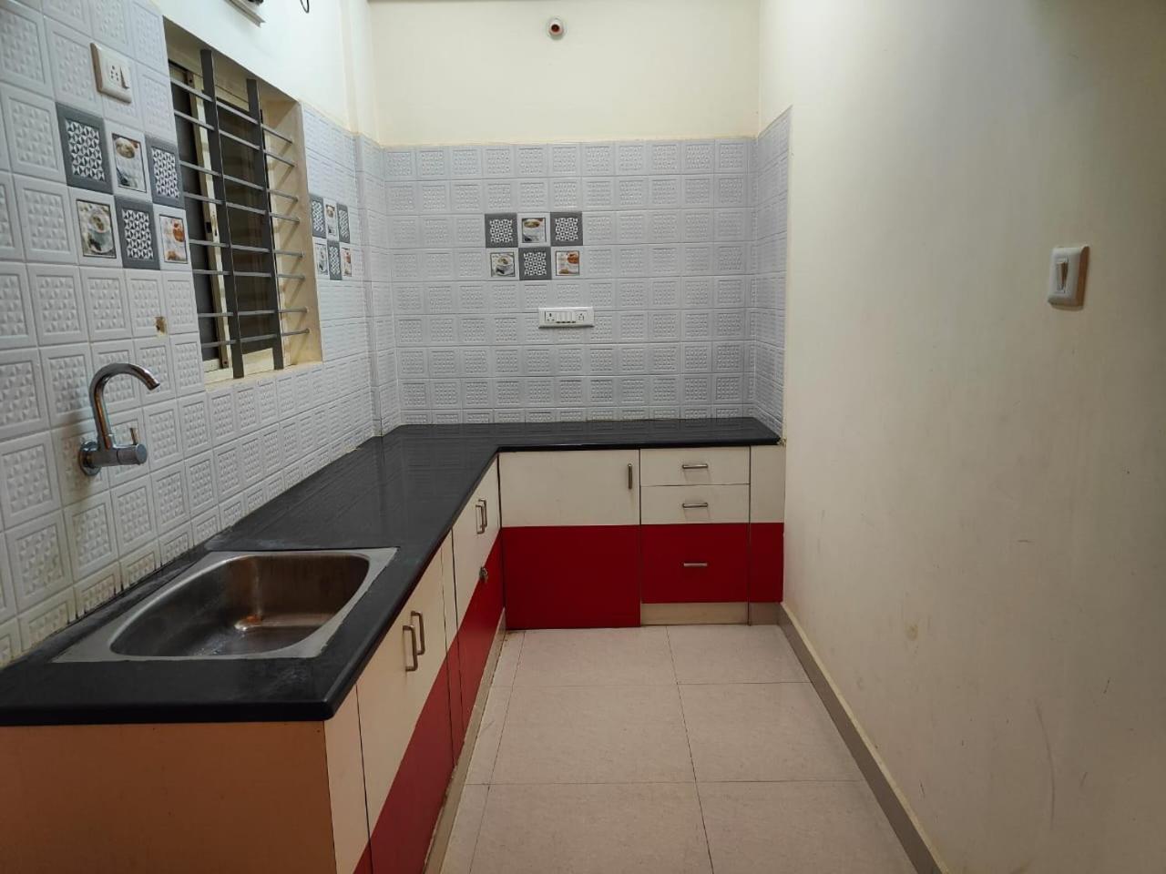 Two-Bedroom Apartment - Photo 7