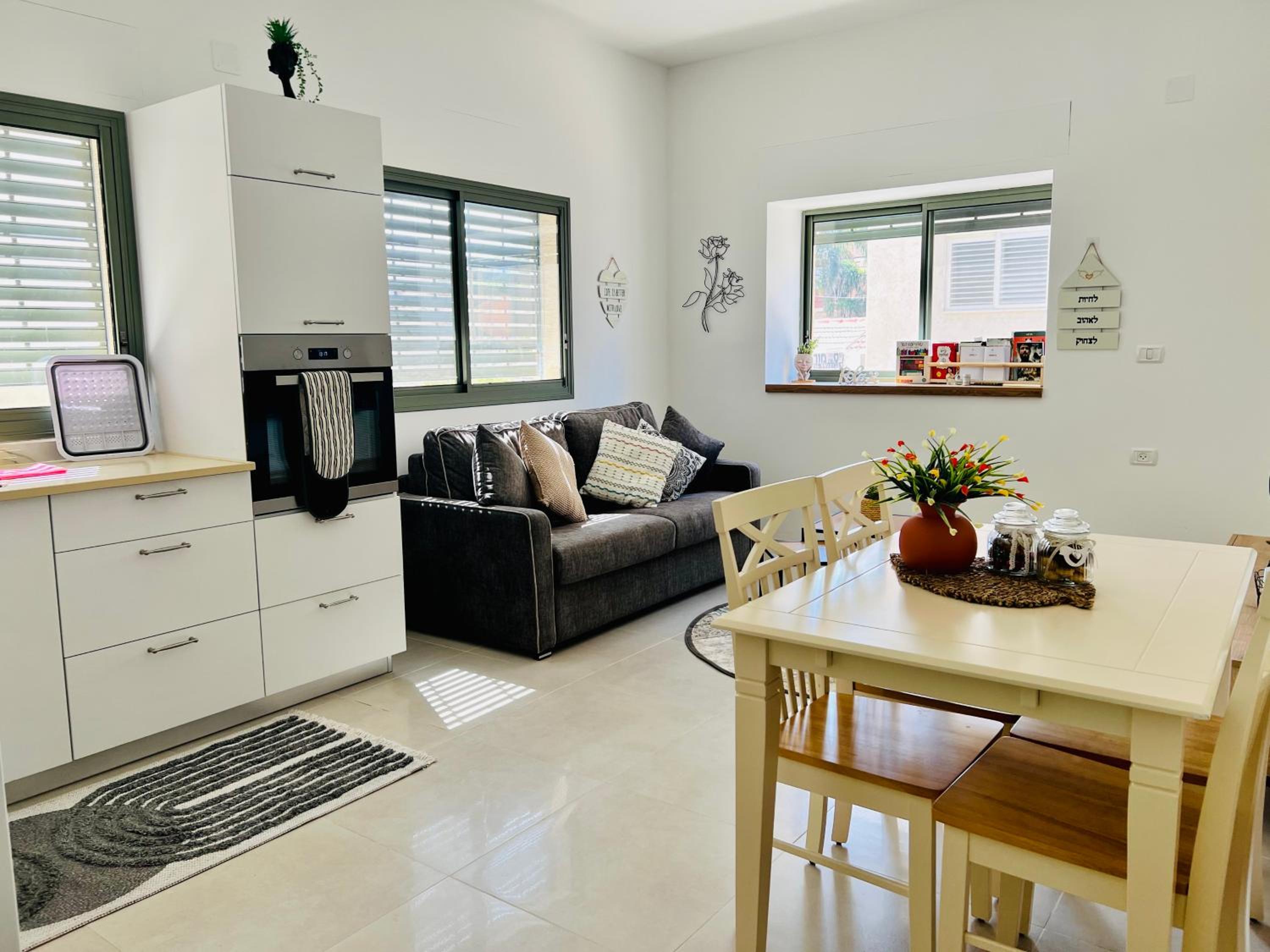 Apartment with Garden View - Photo 8