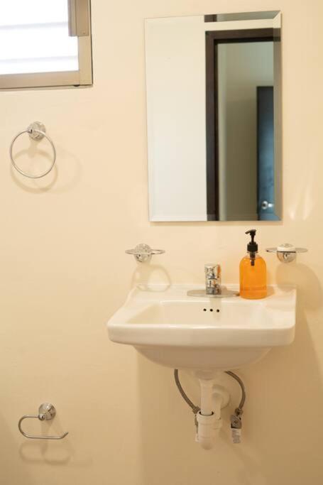 One-Bedroom House - Photo 33