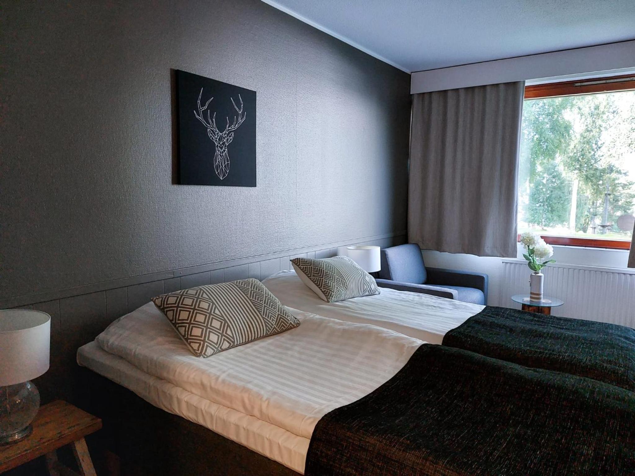 One-Bedroom Apartment - Photo 1