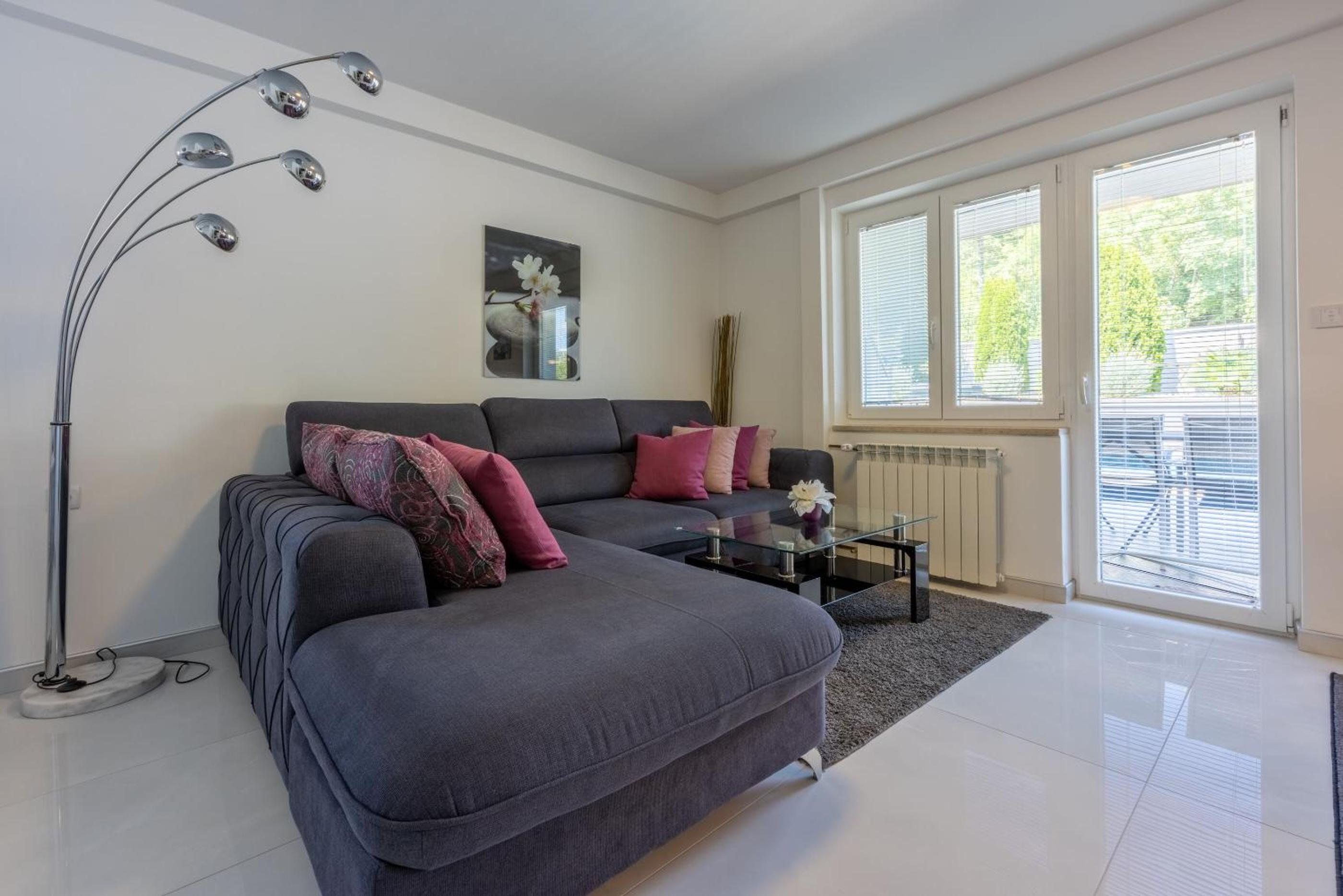 Six-Bedroom Holiday Home photo 1