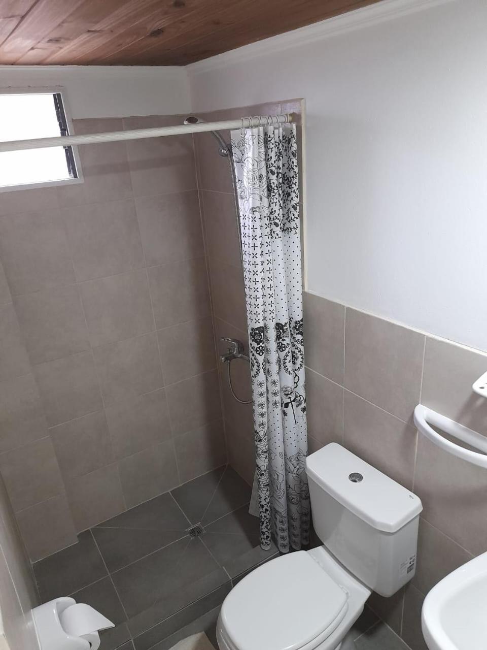 Double Room with Private Bathroom photo 2