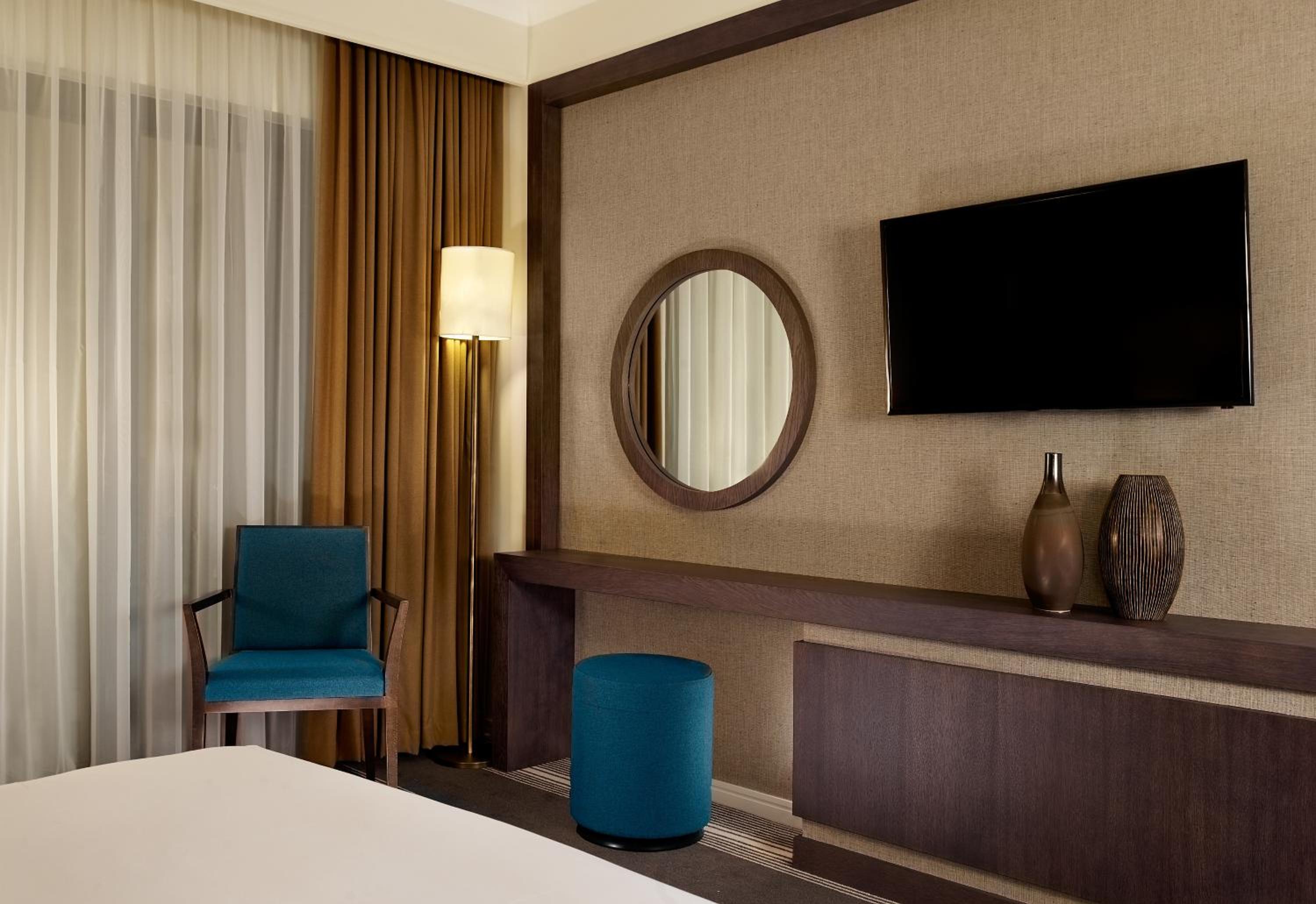 Suite - Photo 6