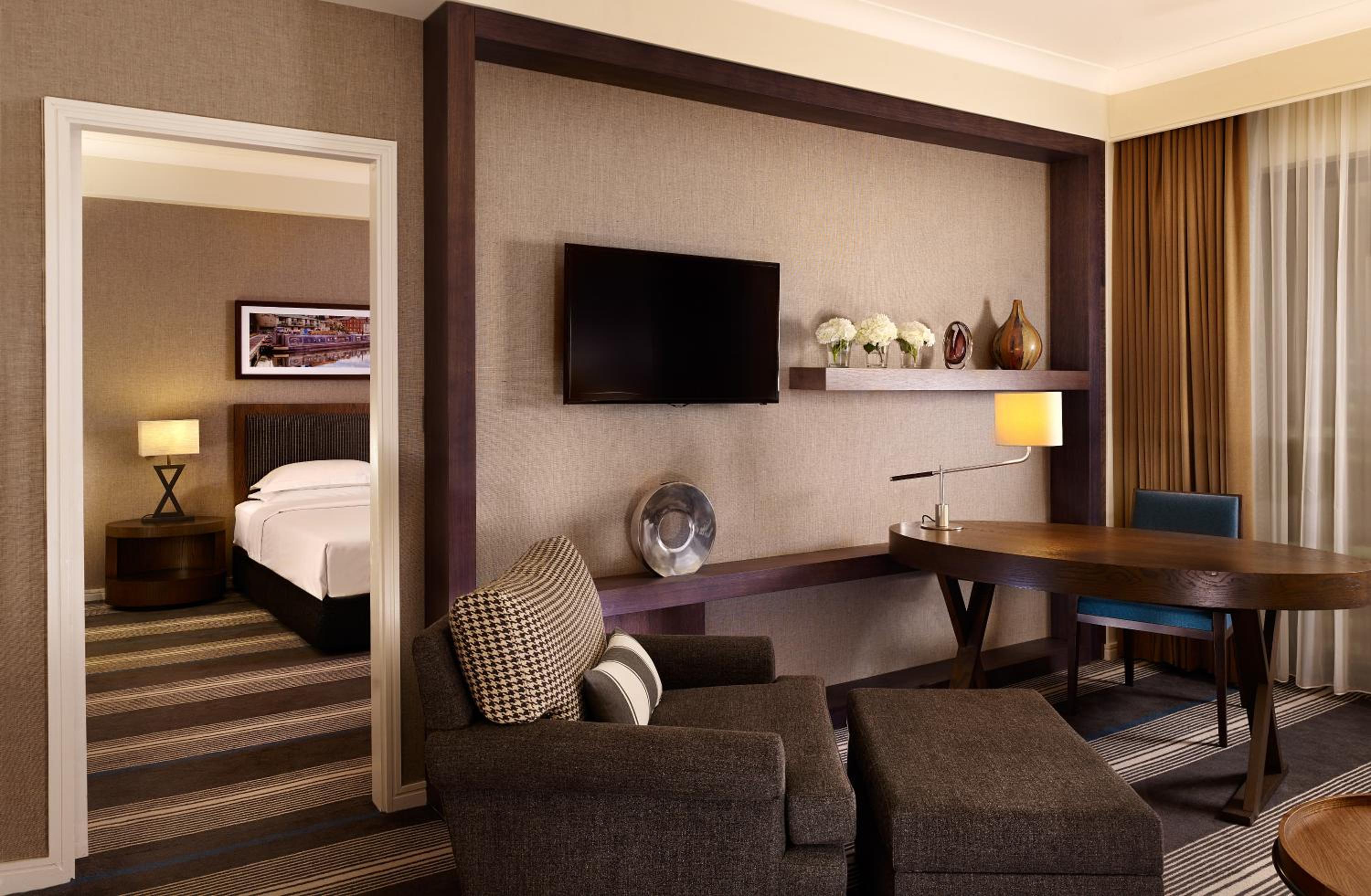 Suite - Photo 4