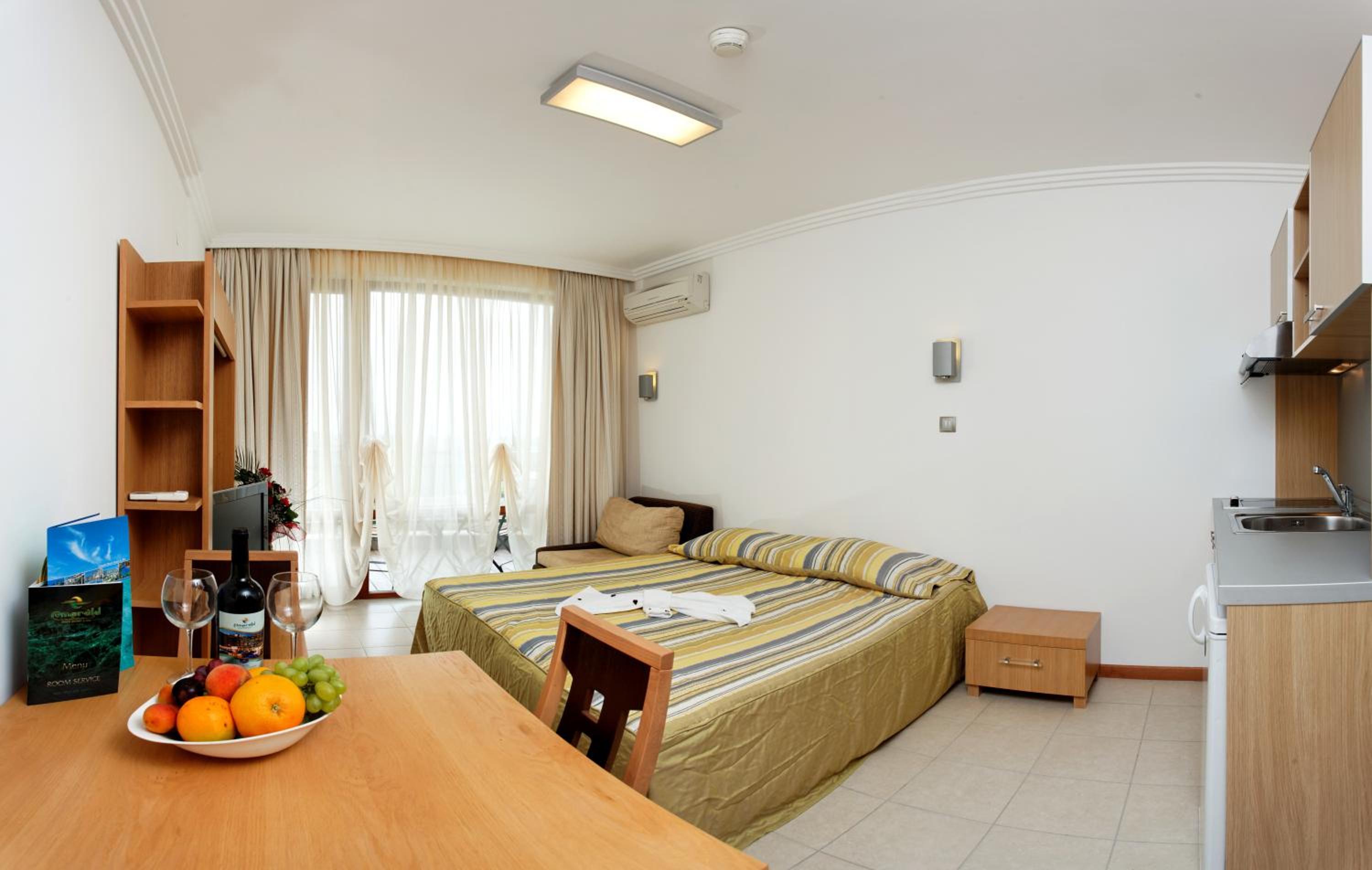 Single Room with Balcony photo 2