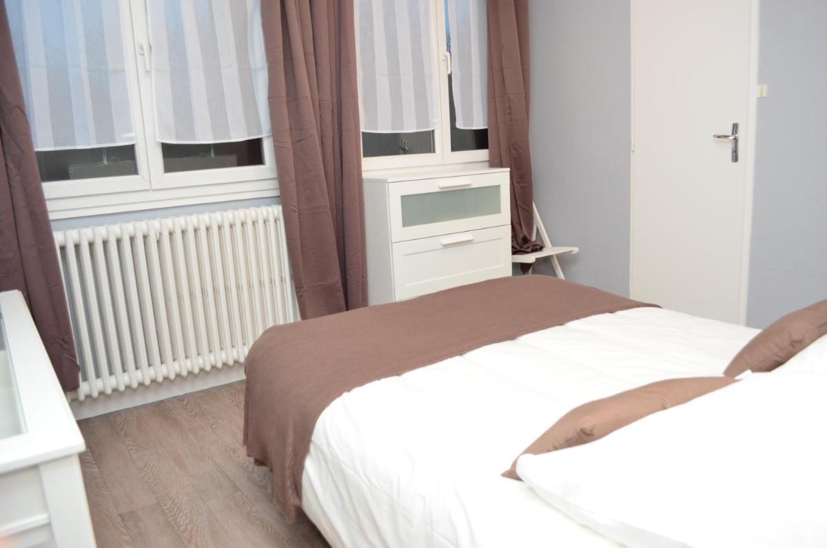 Standard Double Room photo 2