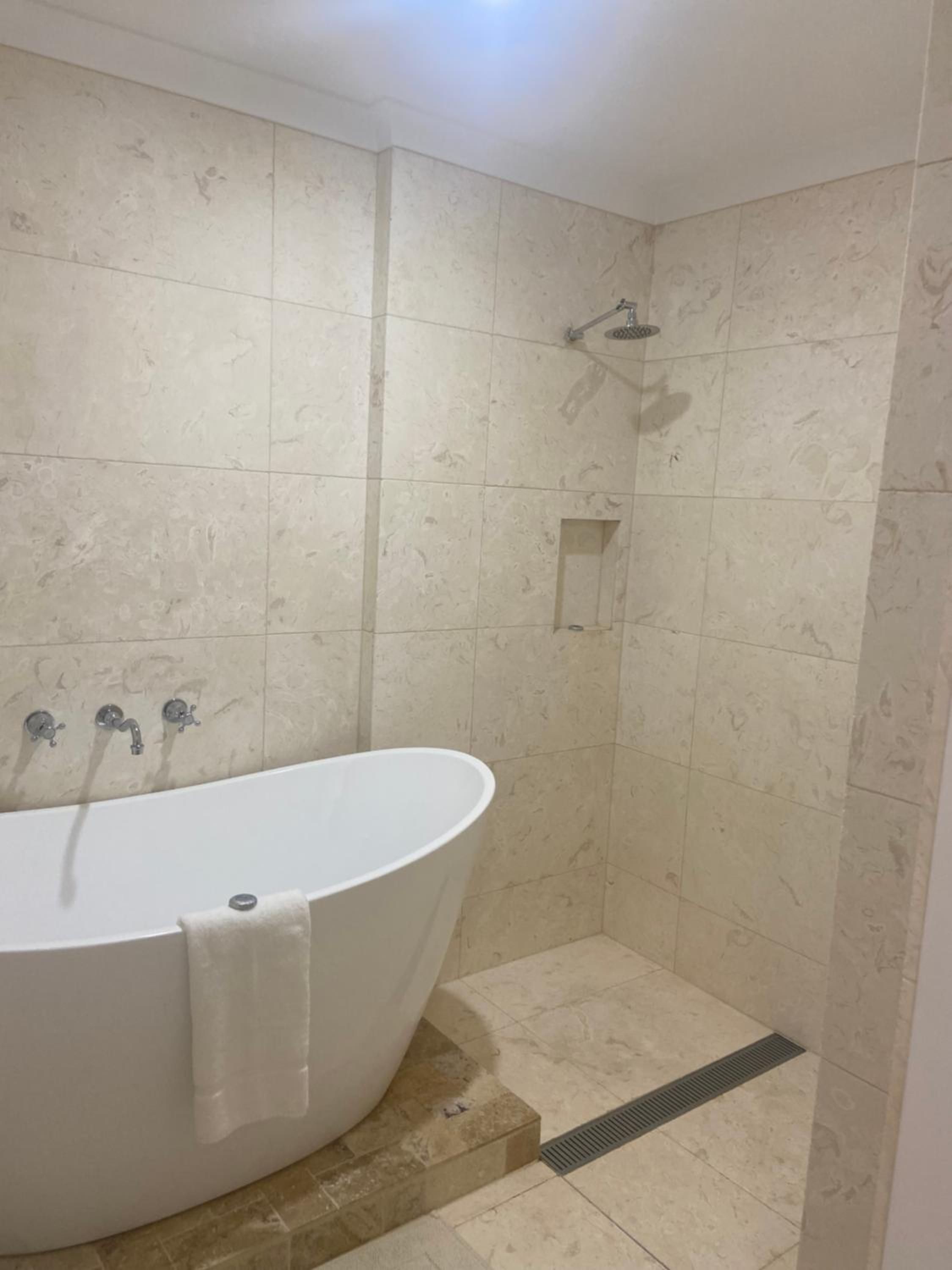 Three-Bedroom Apartment with Terrace photo 3