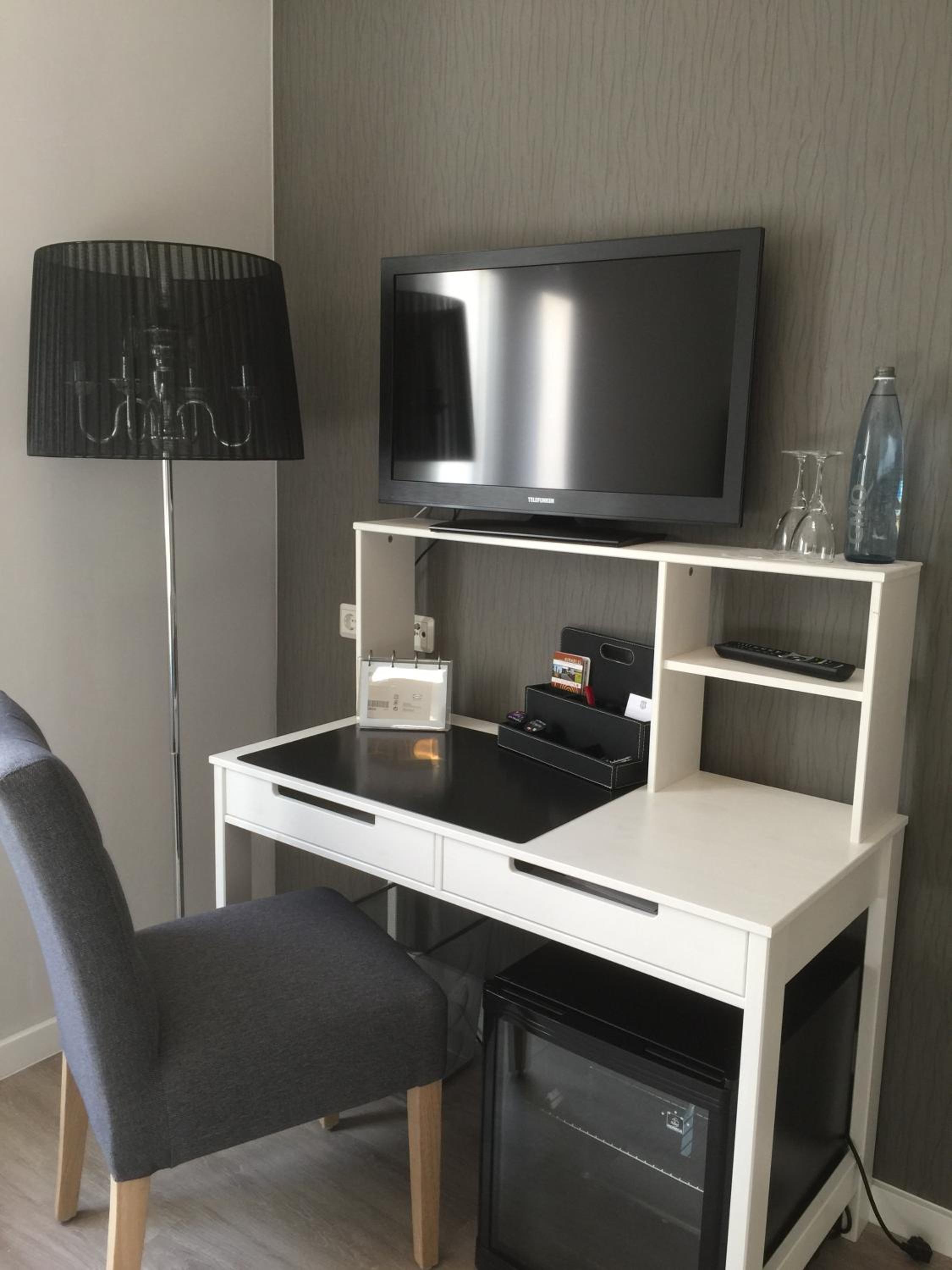 Deluxe Double Room - Photo 1