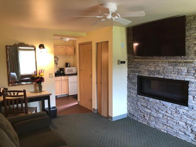 One-Bedroom Bungalow photo 1