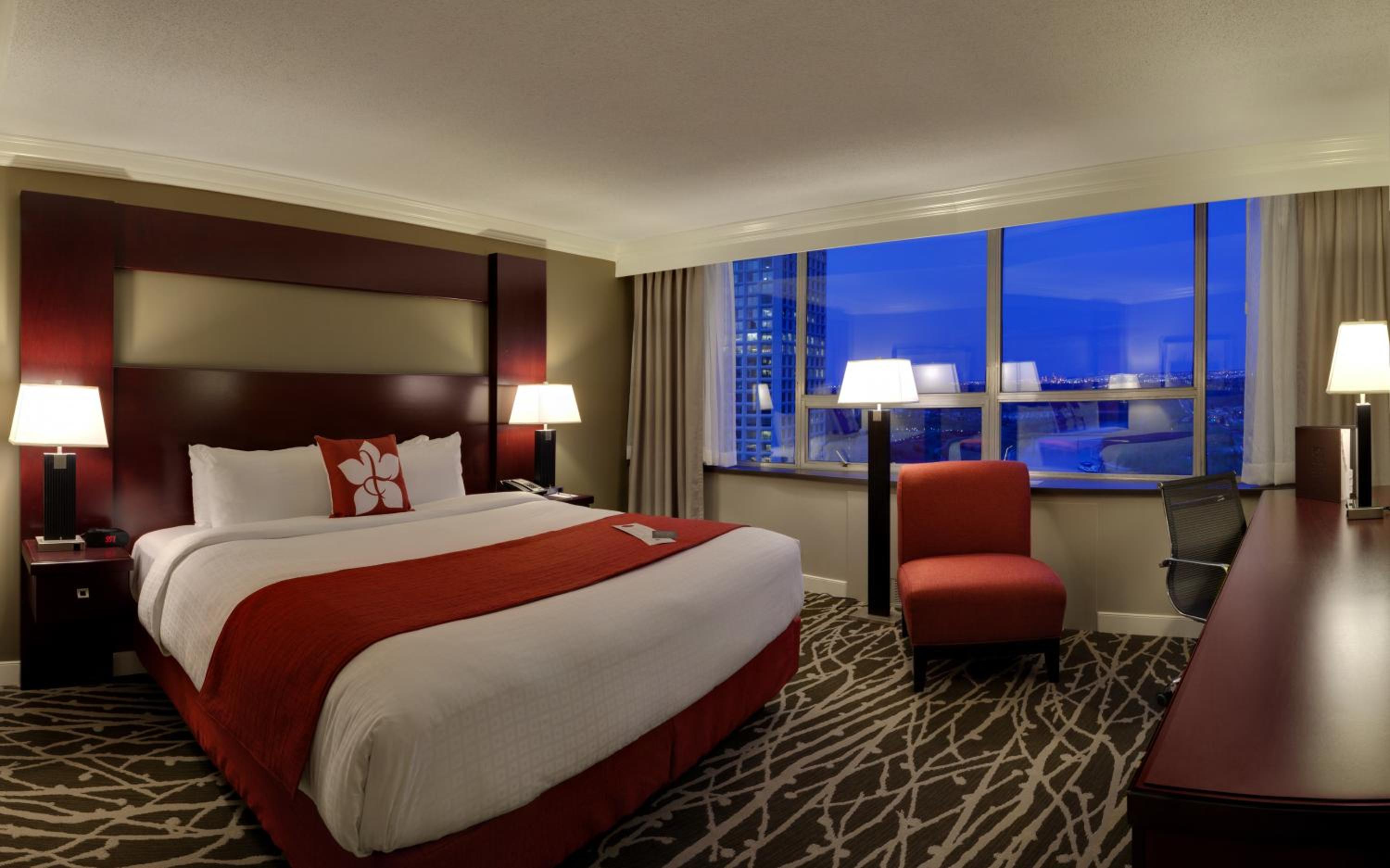 Deluxe King Room - Photo 4