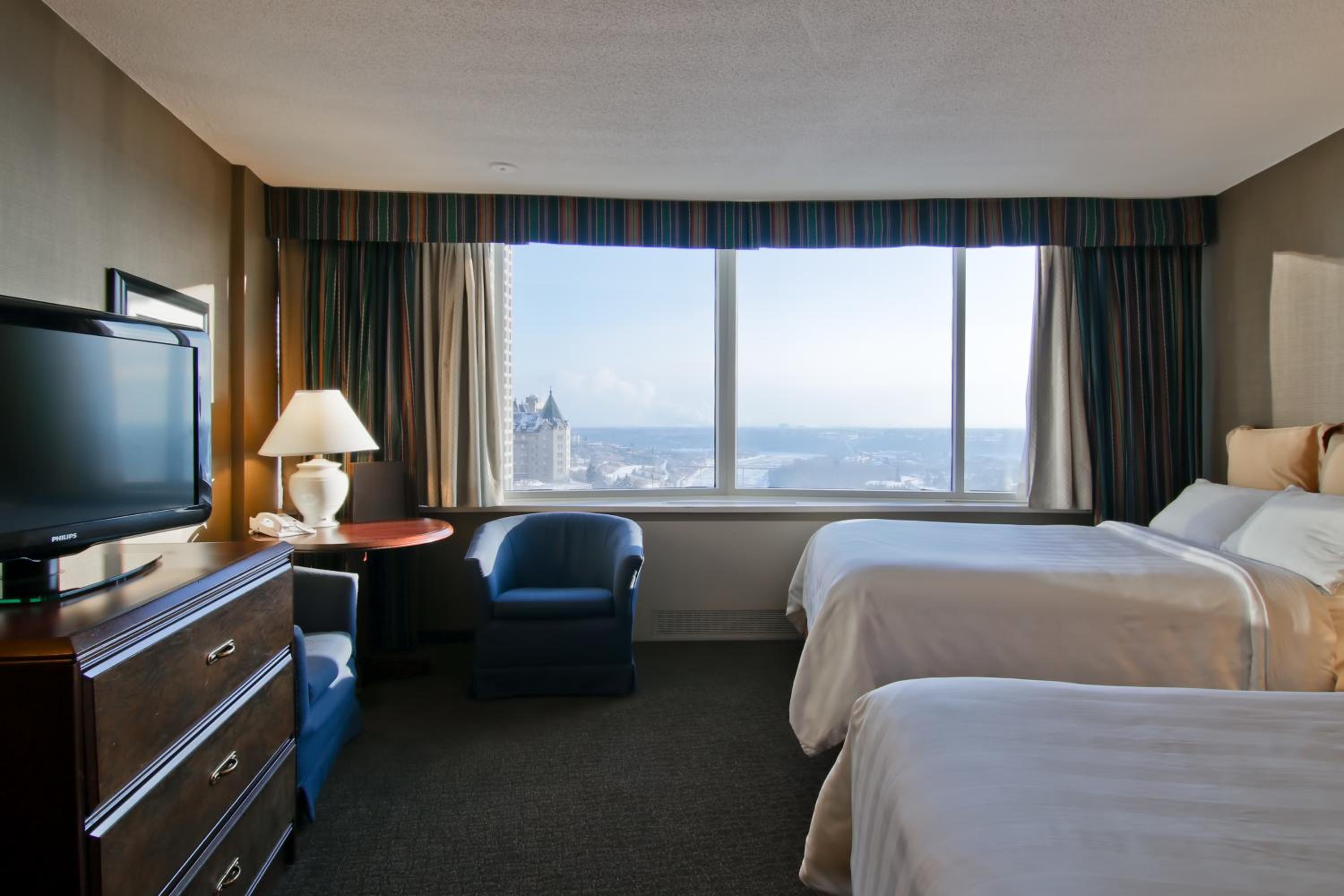 Double Room with Two Double Beds - Photo 3