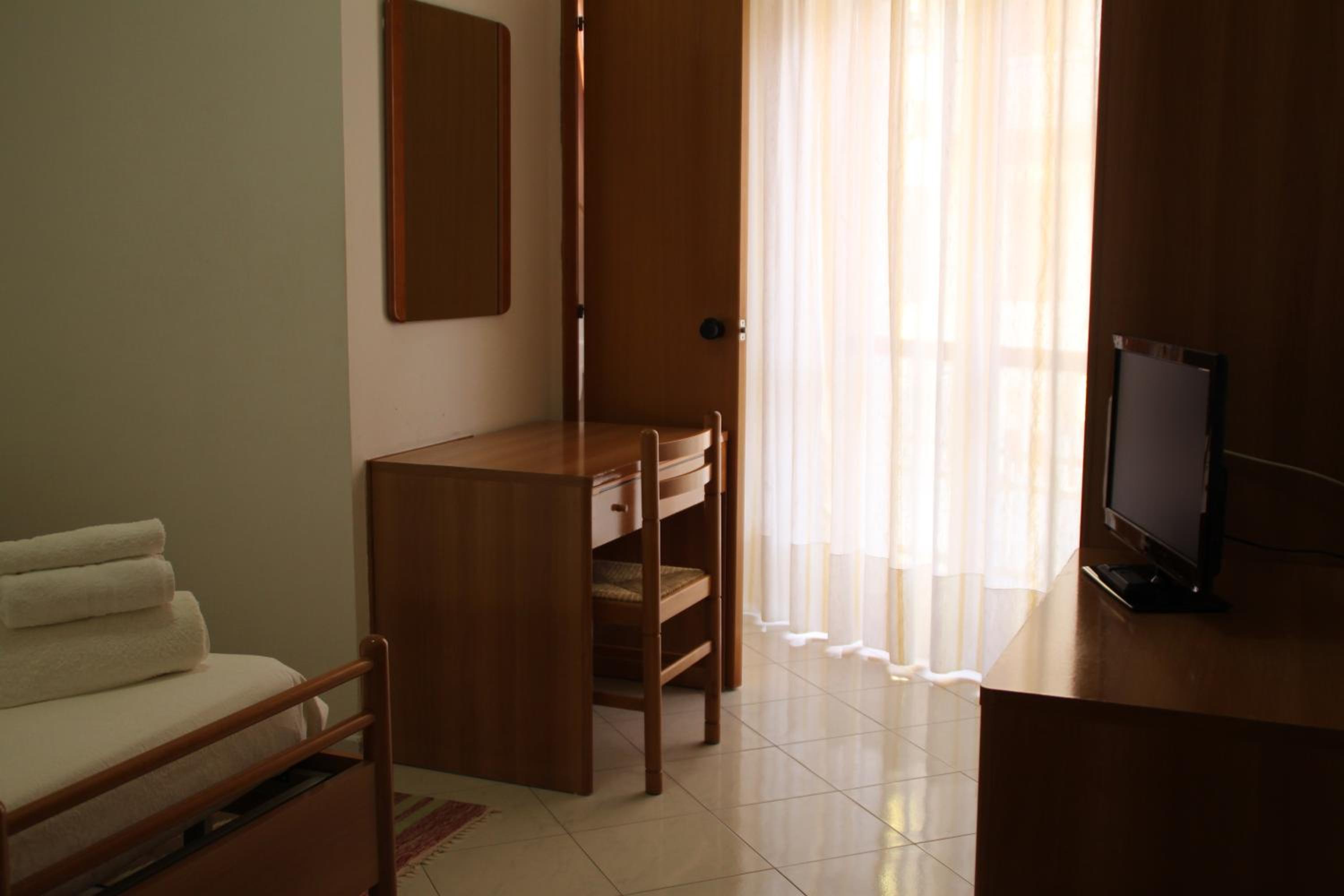 Deluxe Double or Twin Room with Balcony