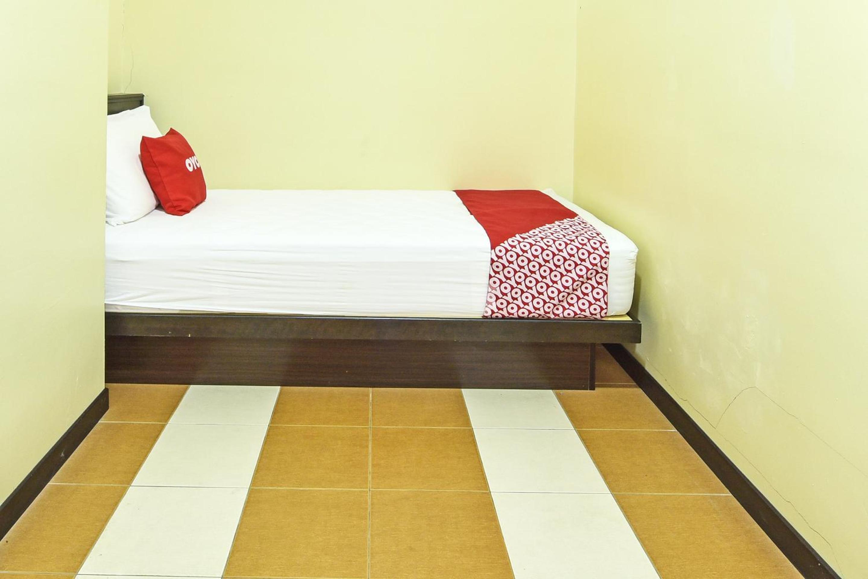 Deluxe Triple Room - Photo 4