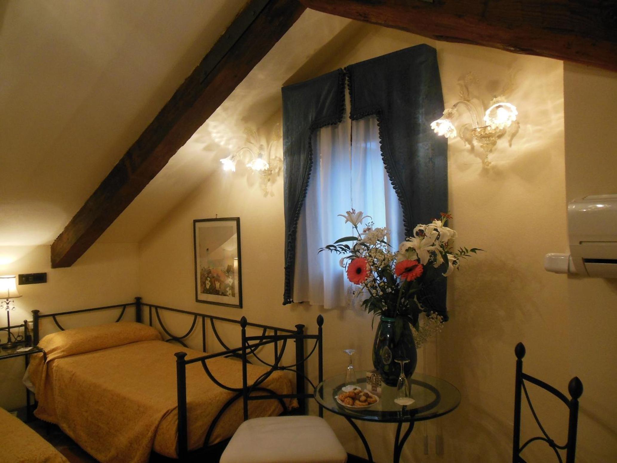 Triple Room photo 3