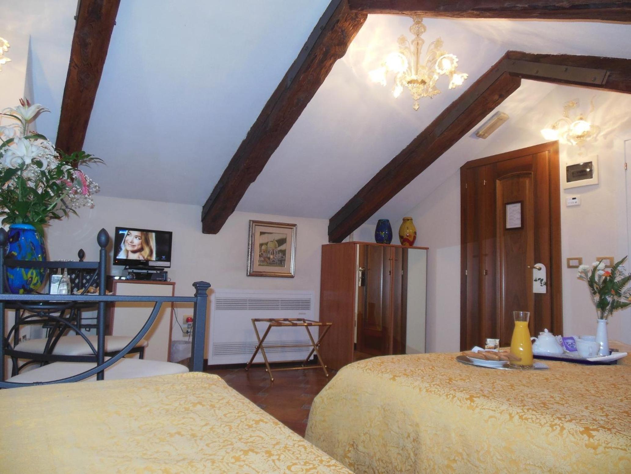 Triple Room photo 1