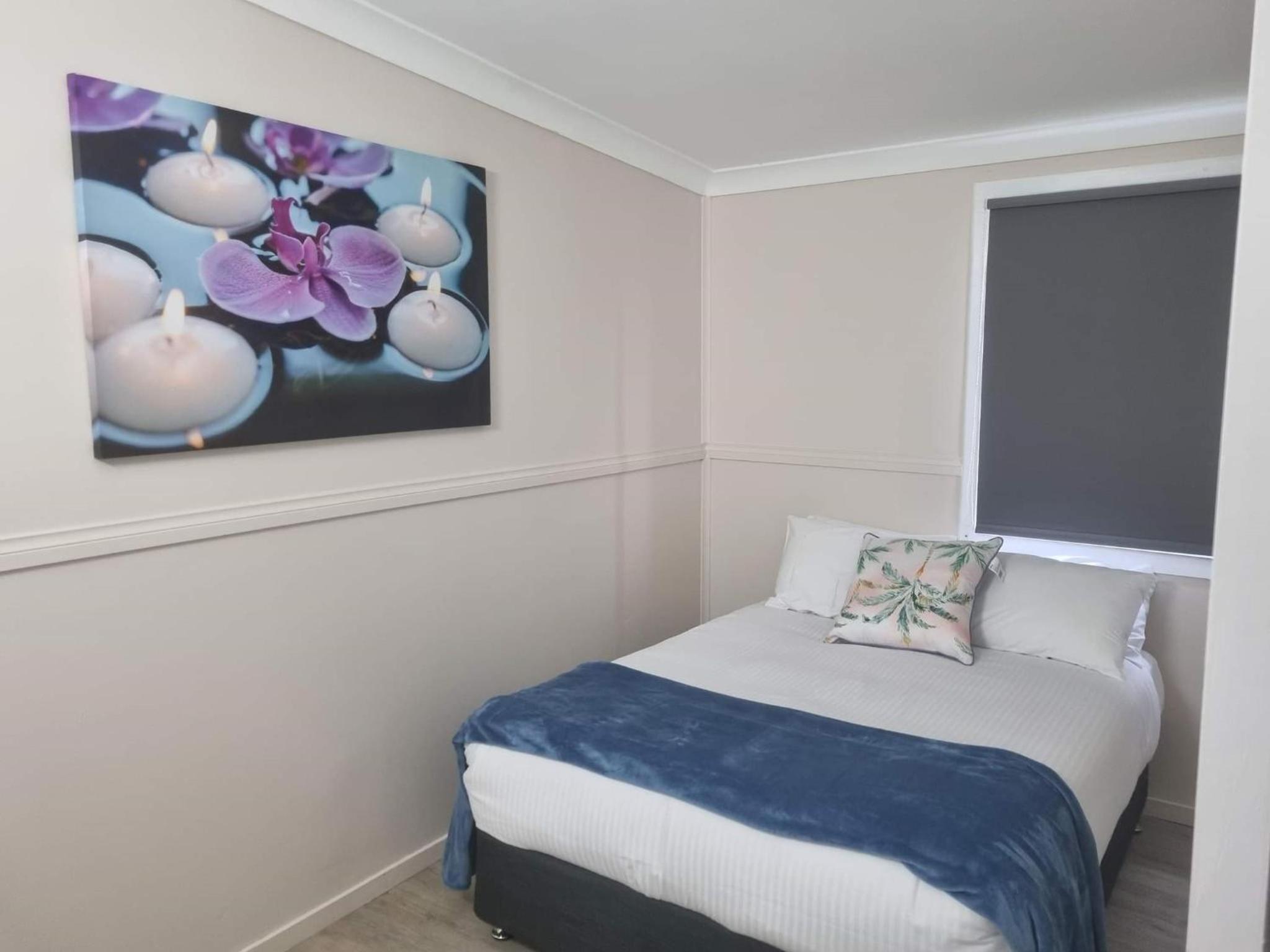 Quadruple Room with Private Bathroom photo 2