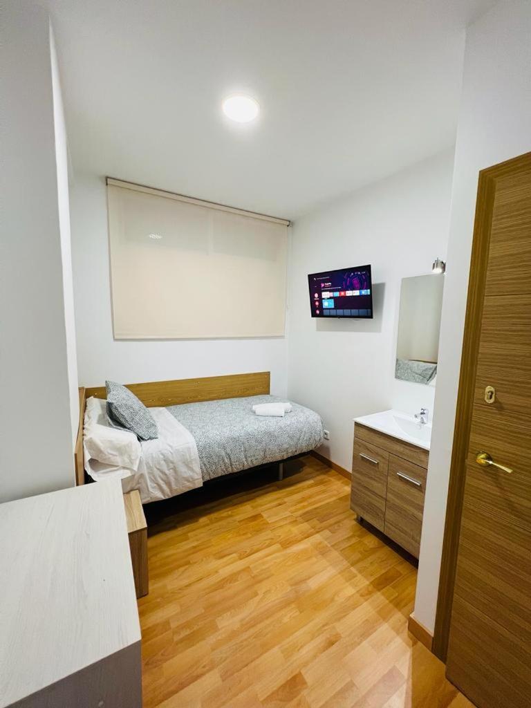 Single Room photo 2