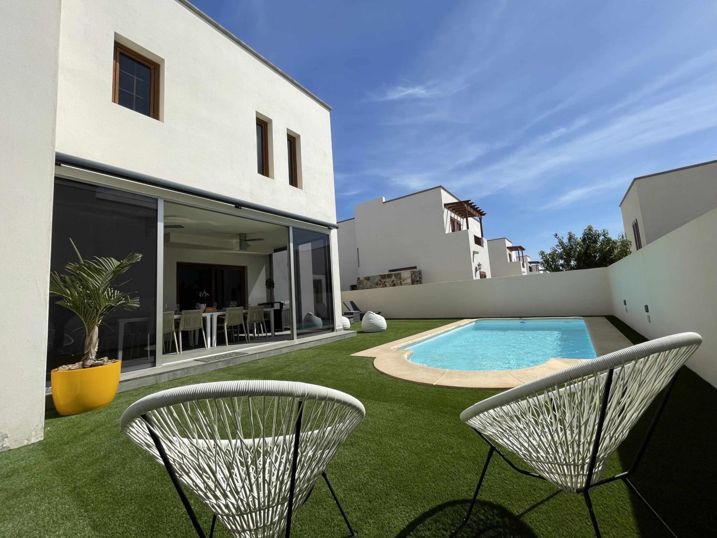 Villa with Private Pool photo 3