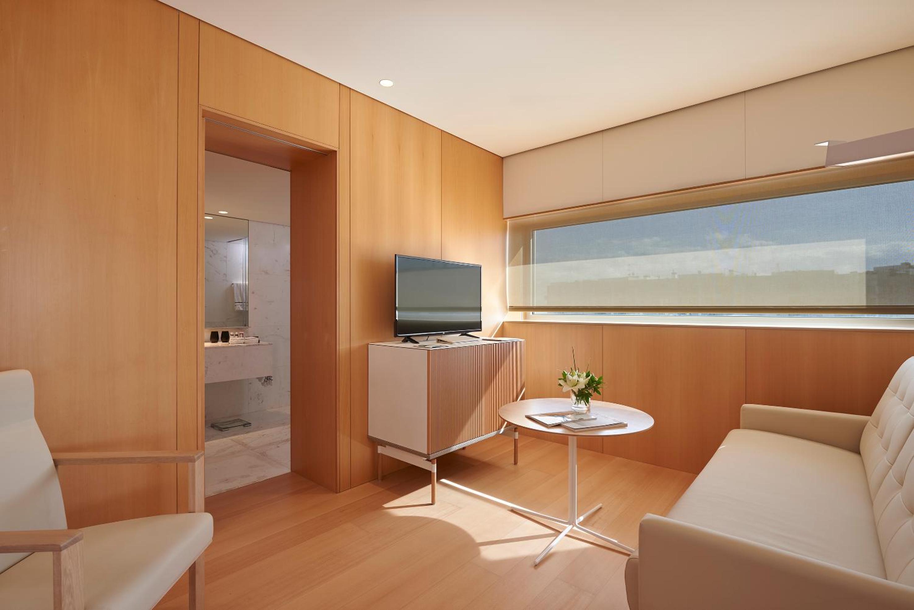 Two-Bedroom Suite - The Level thumbnail 5