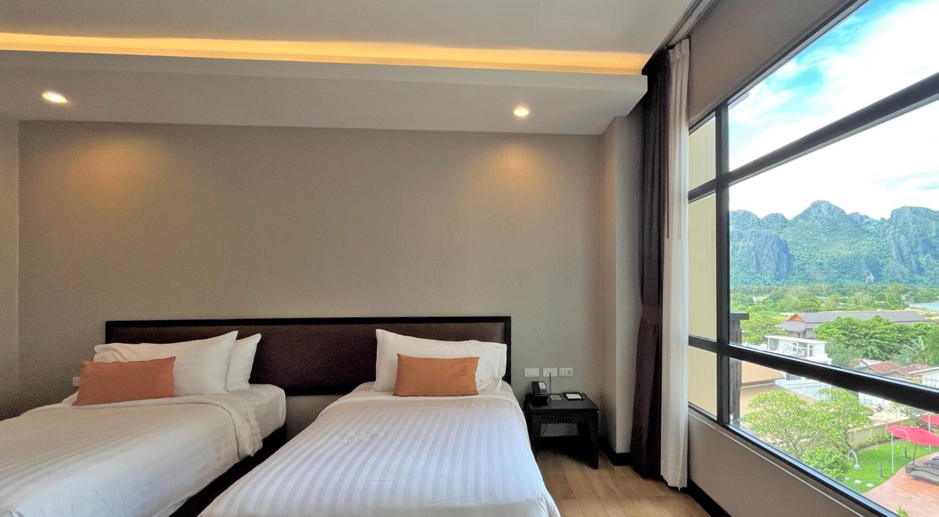 Superior Twin Room with River View