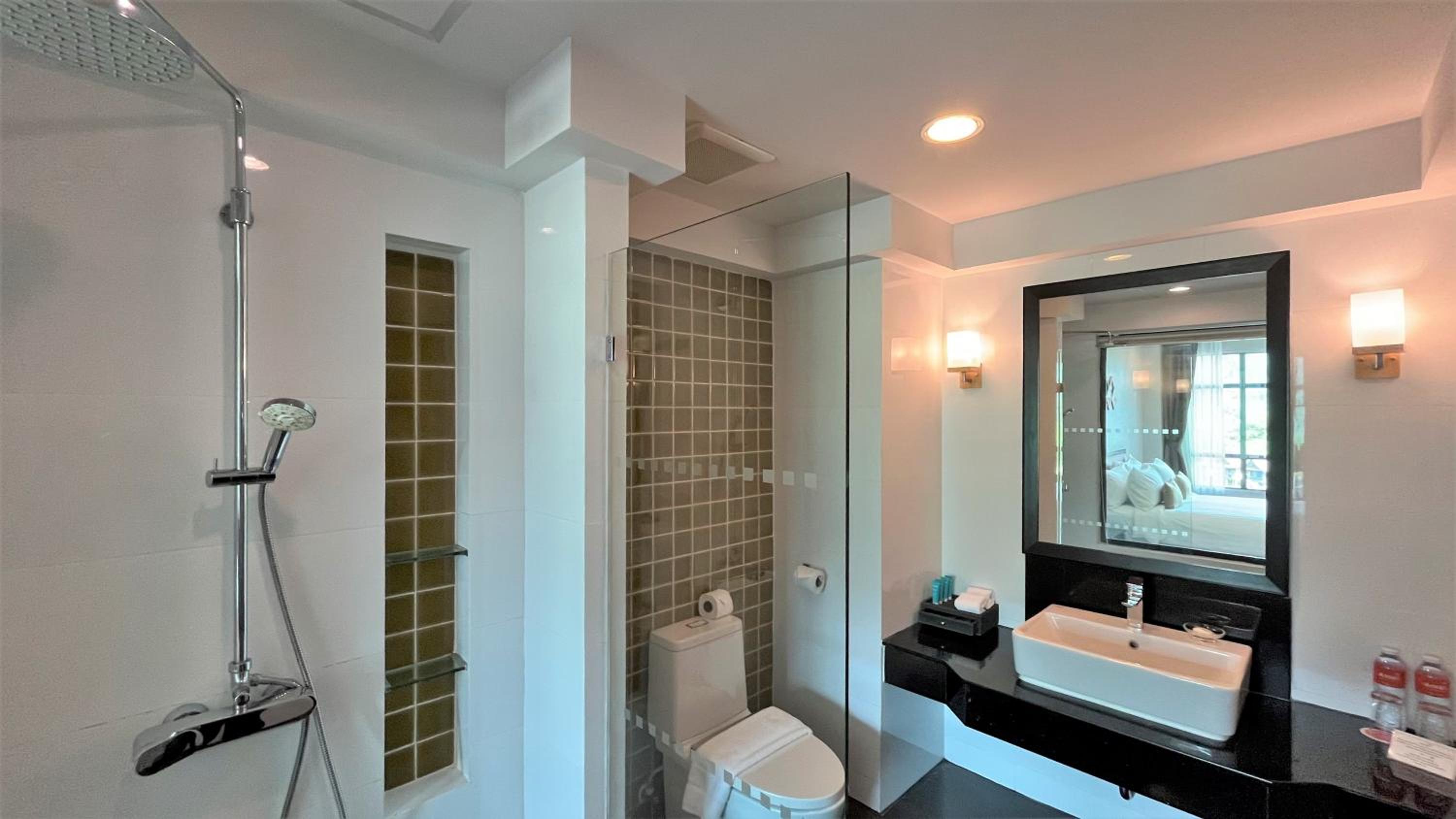 Superior King Room photo 2