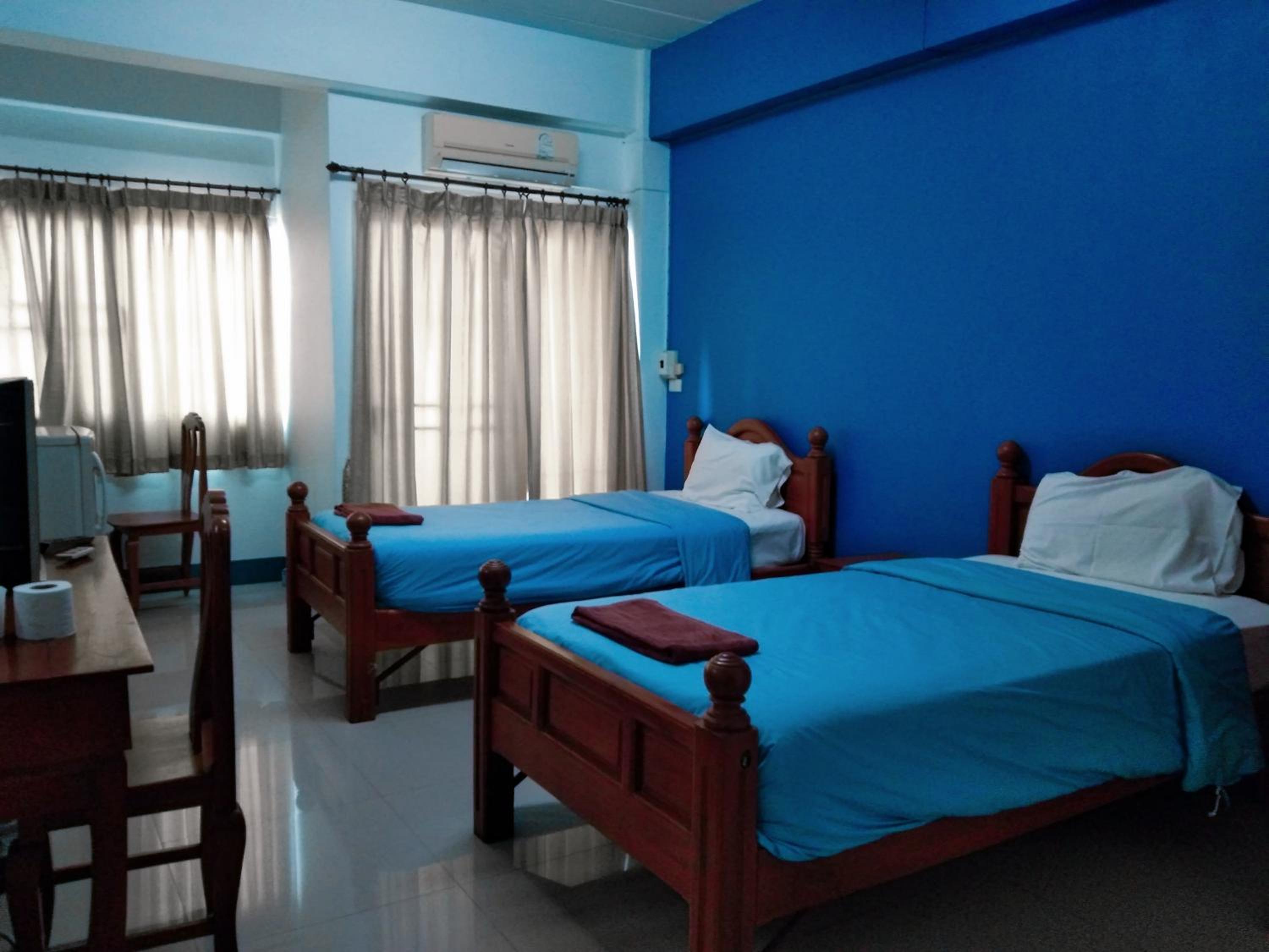 Twin Room with Balcony photo 2
