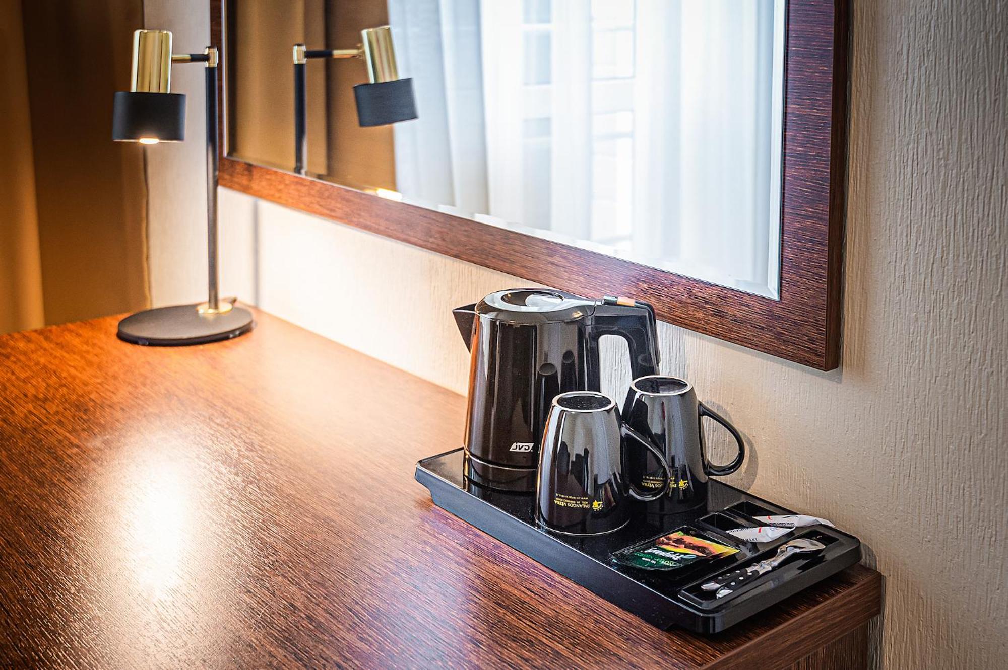 Suite with Morning Spa Access - Photo 12