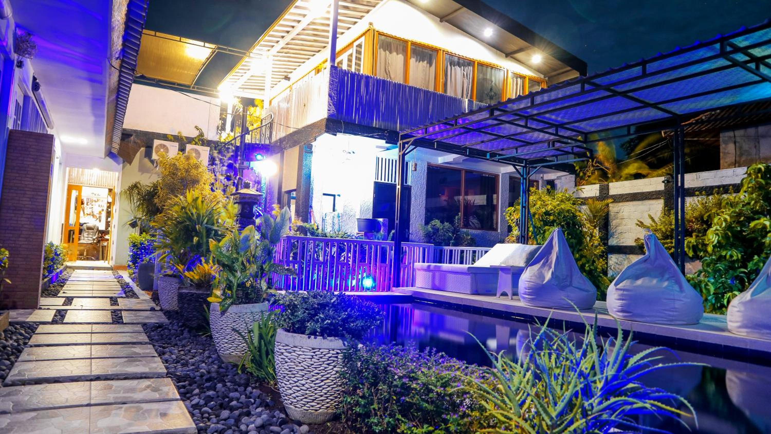 Double Room with Garden View - Photo 2
