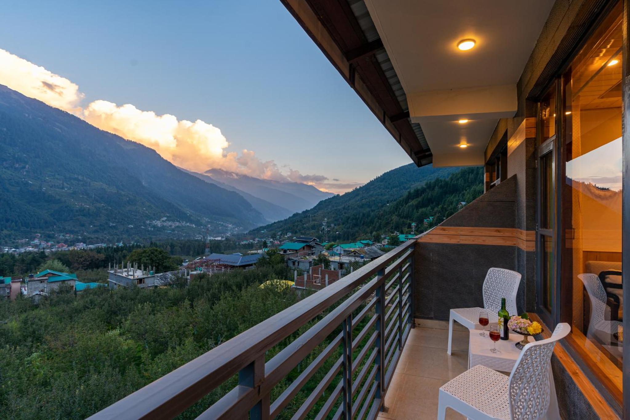 King Room with Mountain View - Photo 17