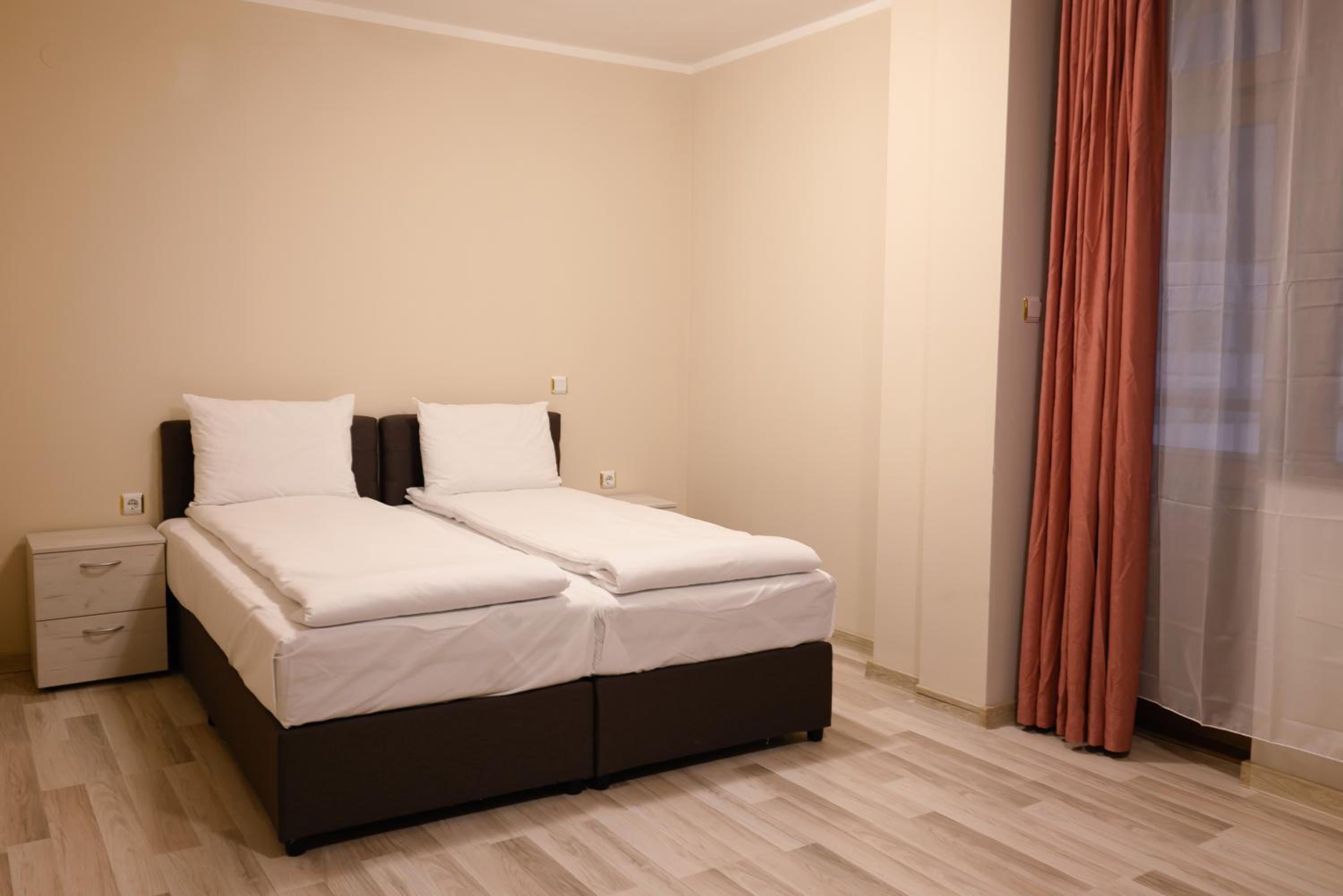Superior Queen Room - Photo 11