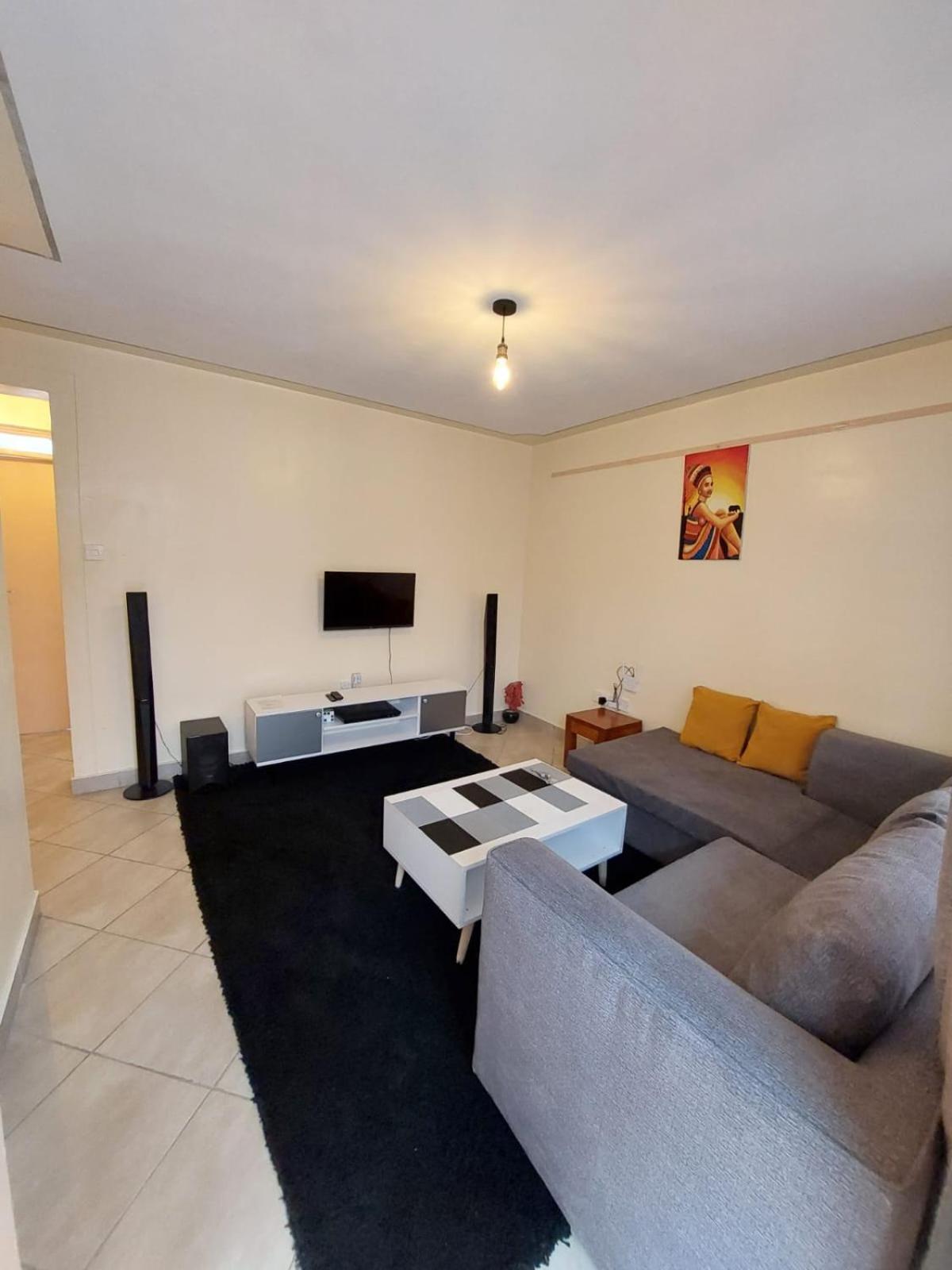 One-Bedroom Apartment - Photo 9