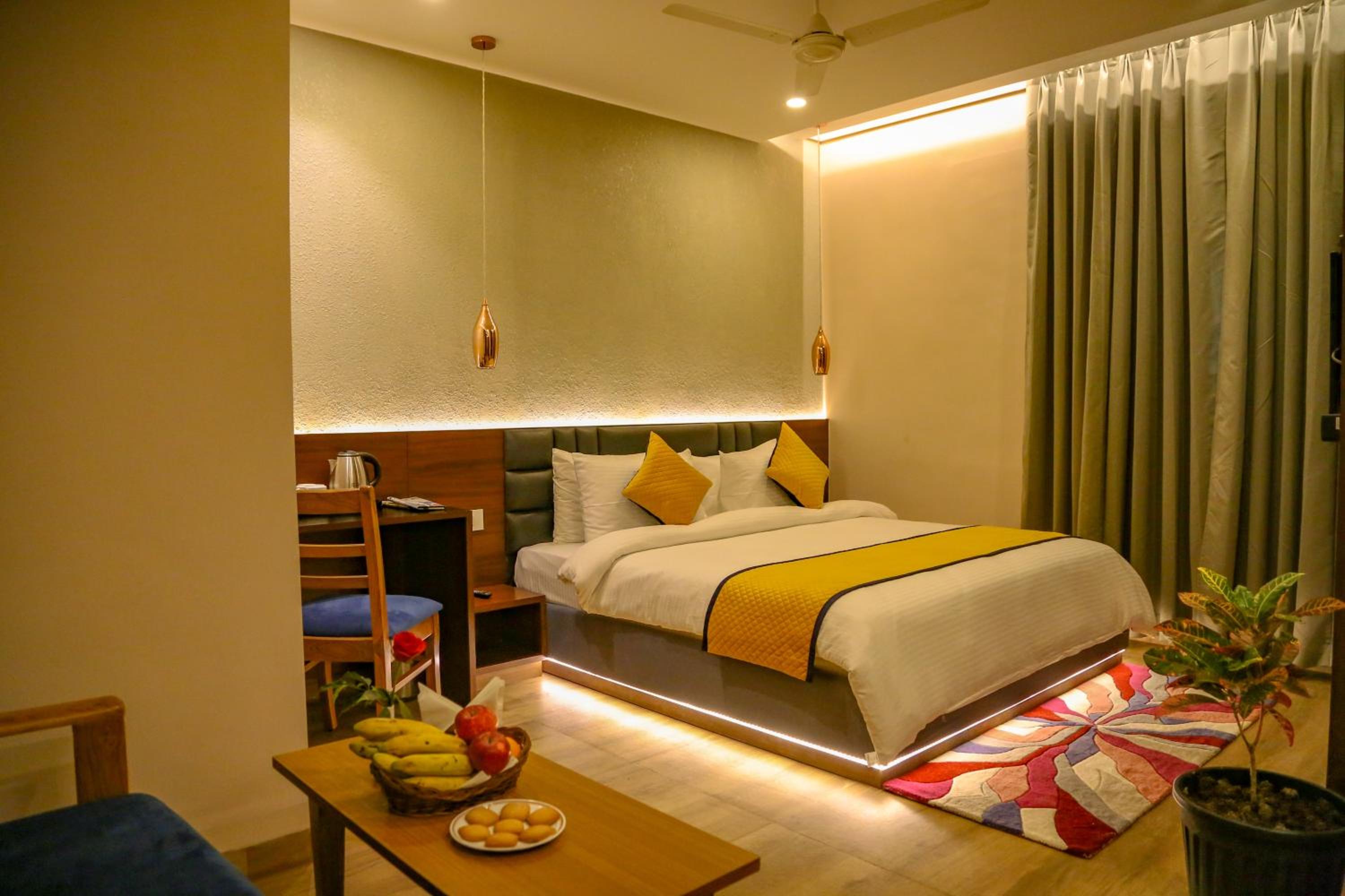 Deluxe Rooms - Photo 3