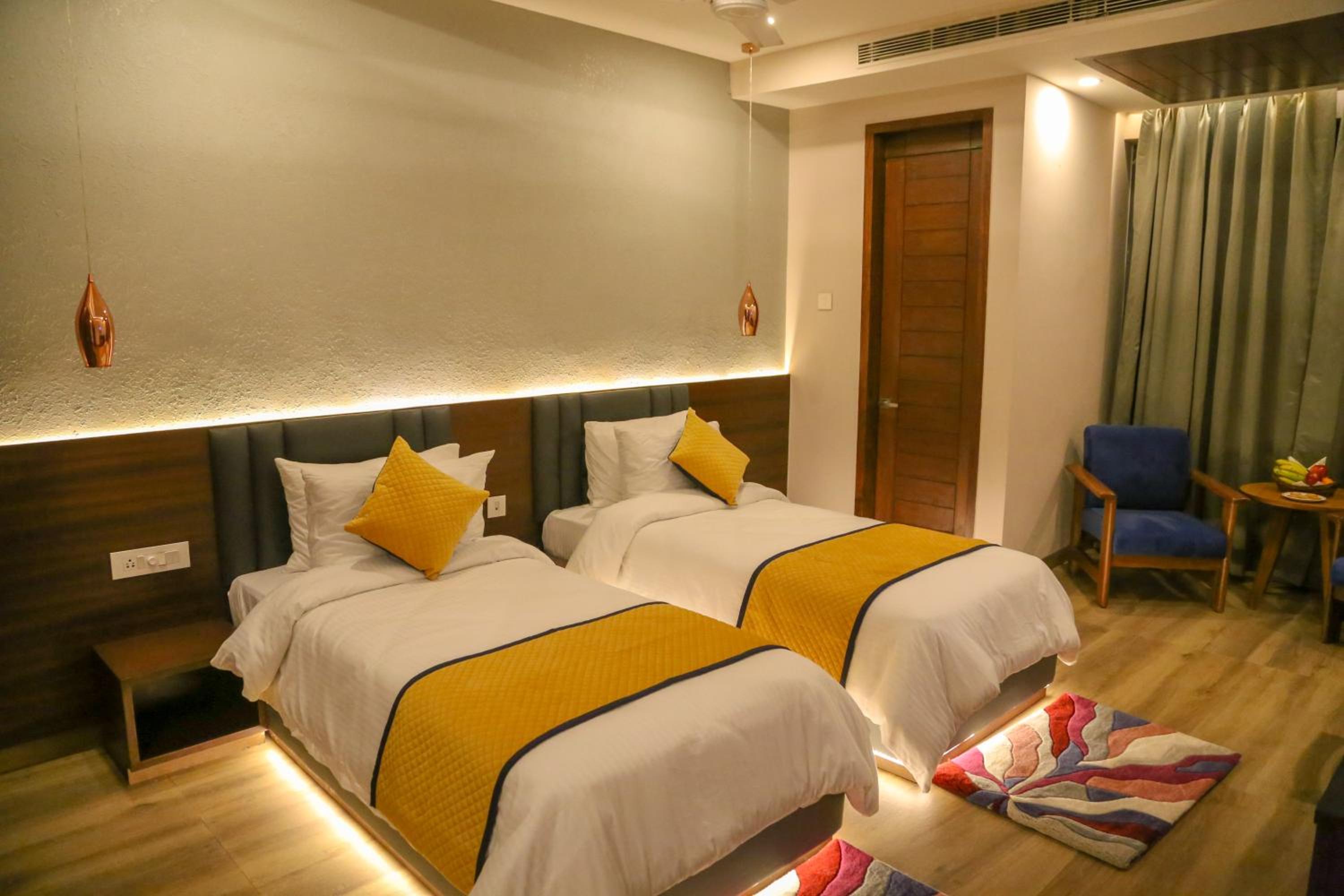 Superior Double or Twin Room - Photo 6