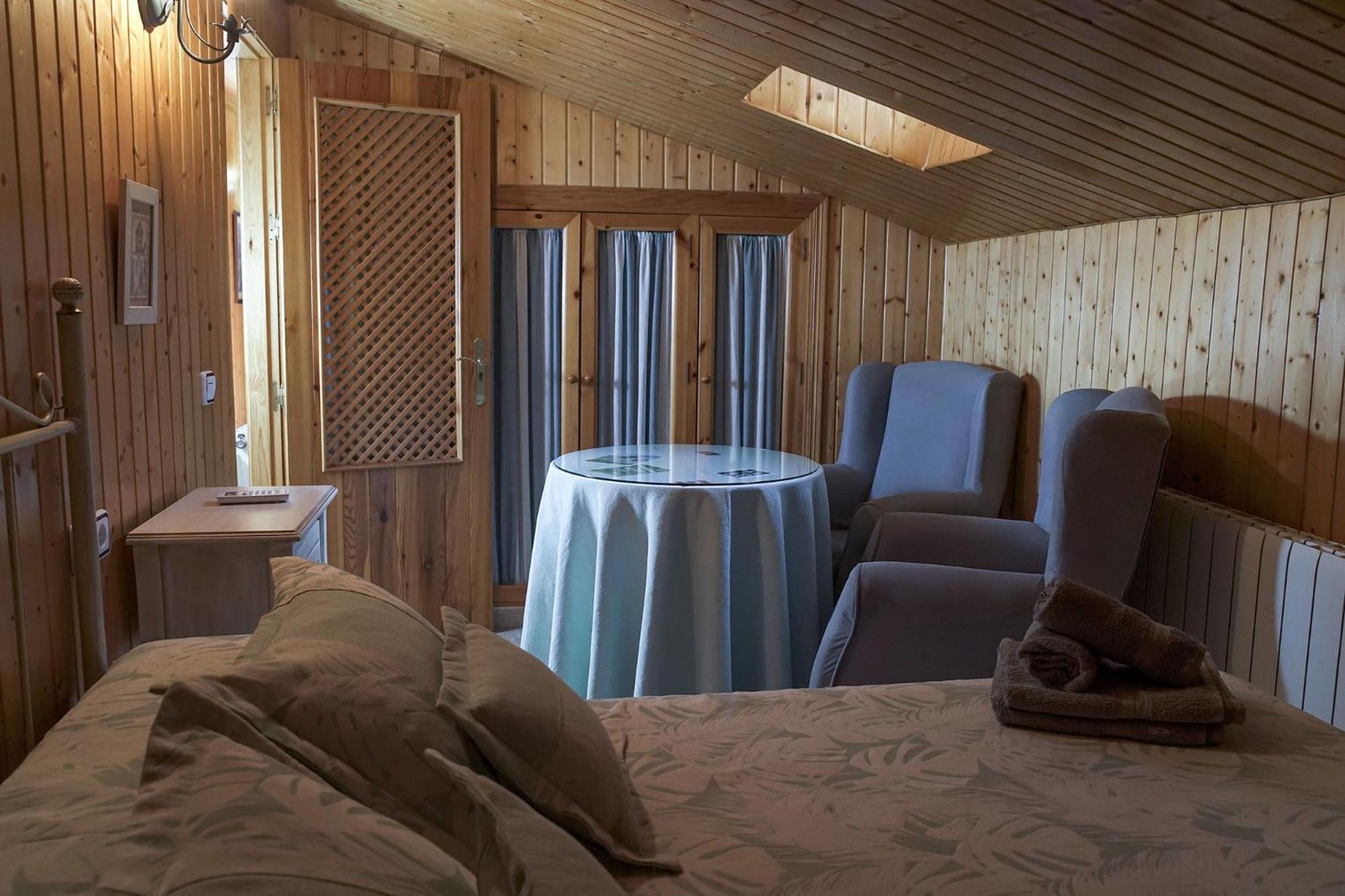 Apartment with Terrace - Photo 16
