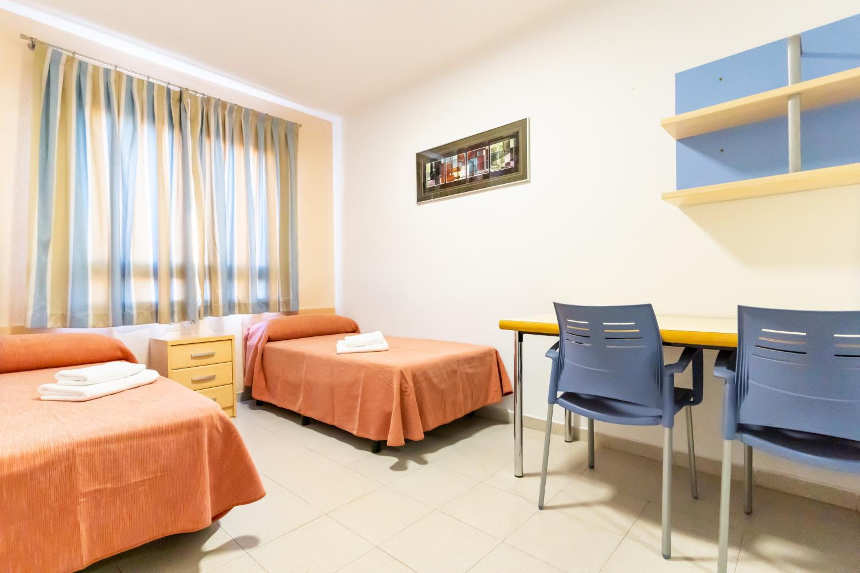 Habitación Doble con Baño Privado