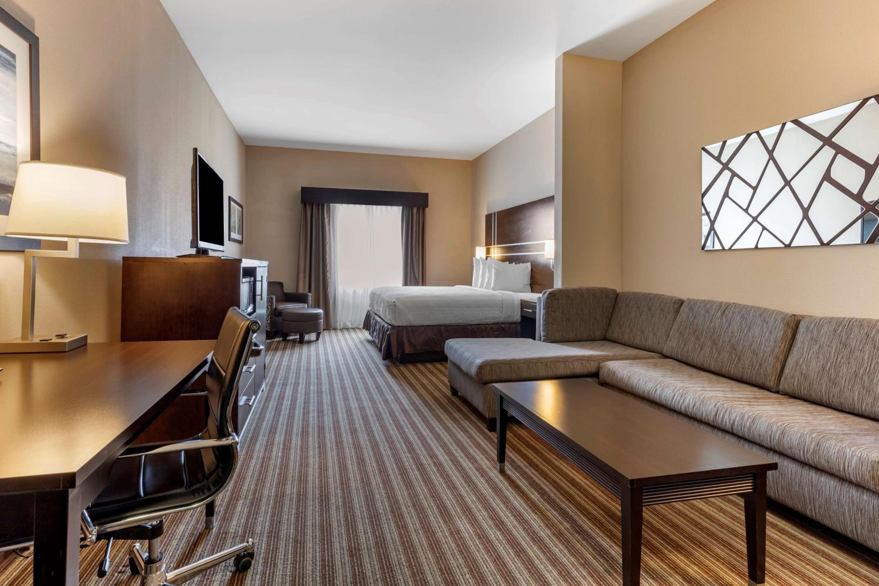 King Room - Non-Smoking