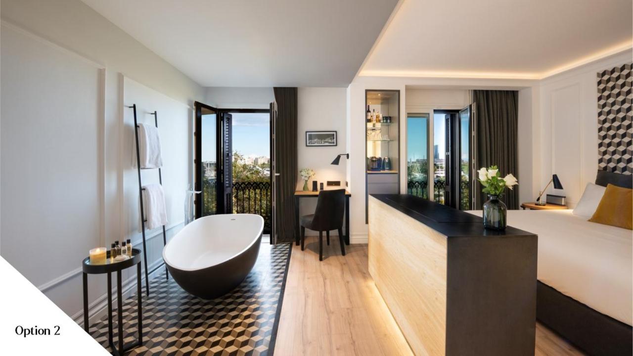 Junior Suite with Balcony photo 3