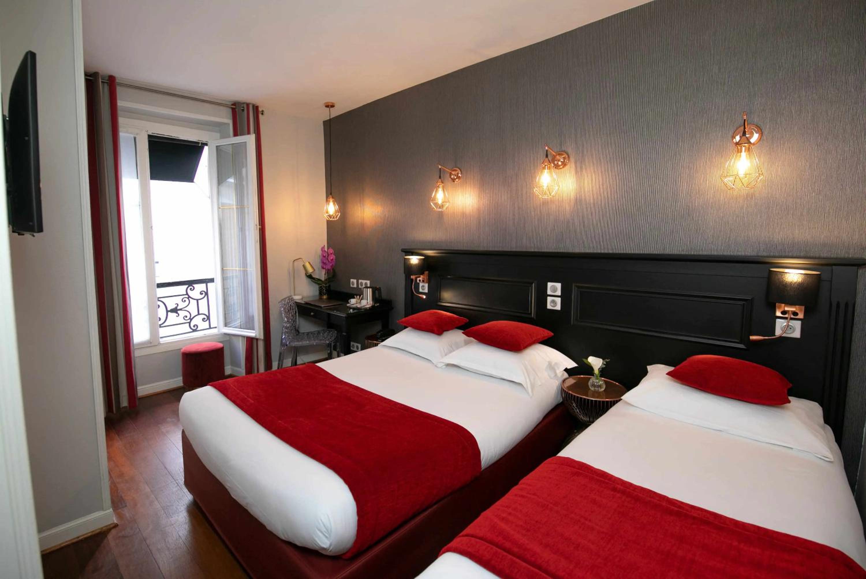Triple Room (3 People)  photo 1