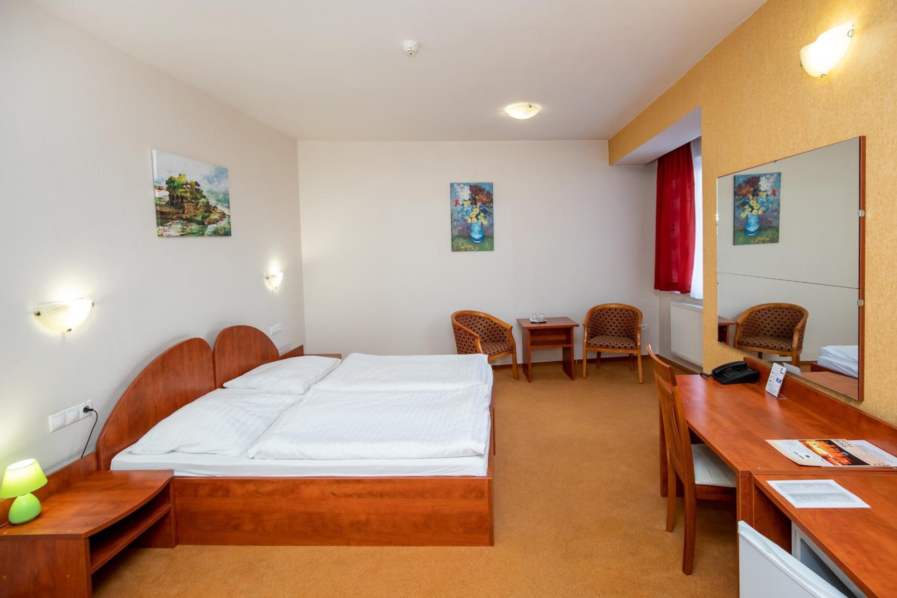 Deluxe Triple Room photo 1