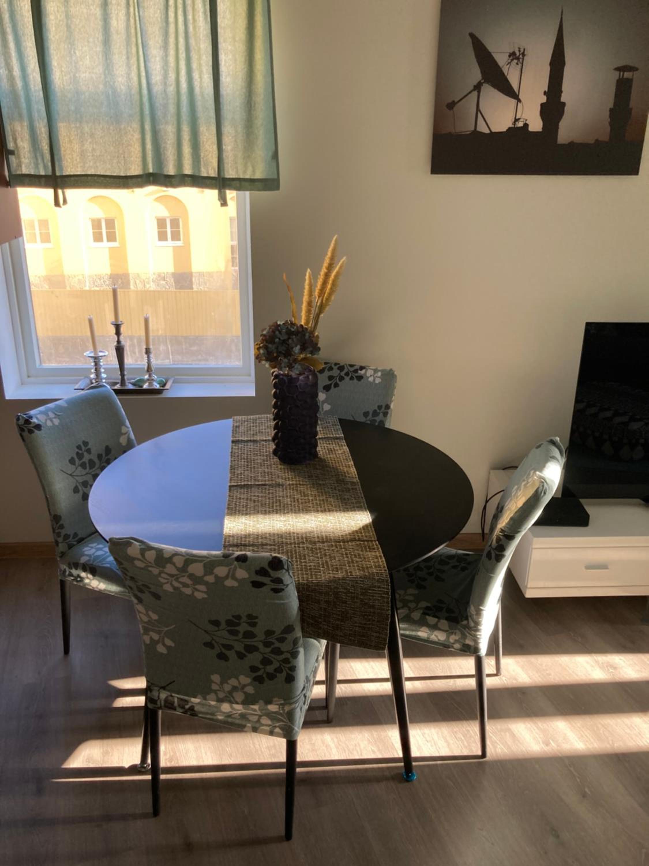 Two-Bedroom Apartment - Photo 12
