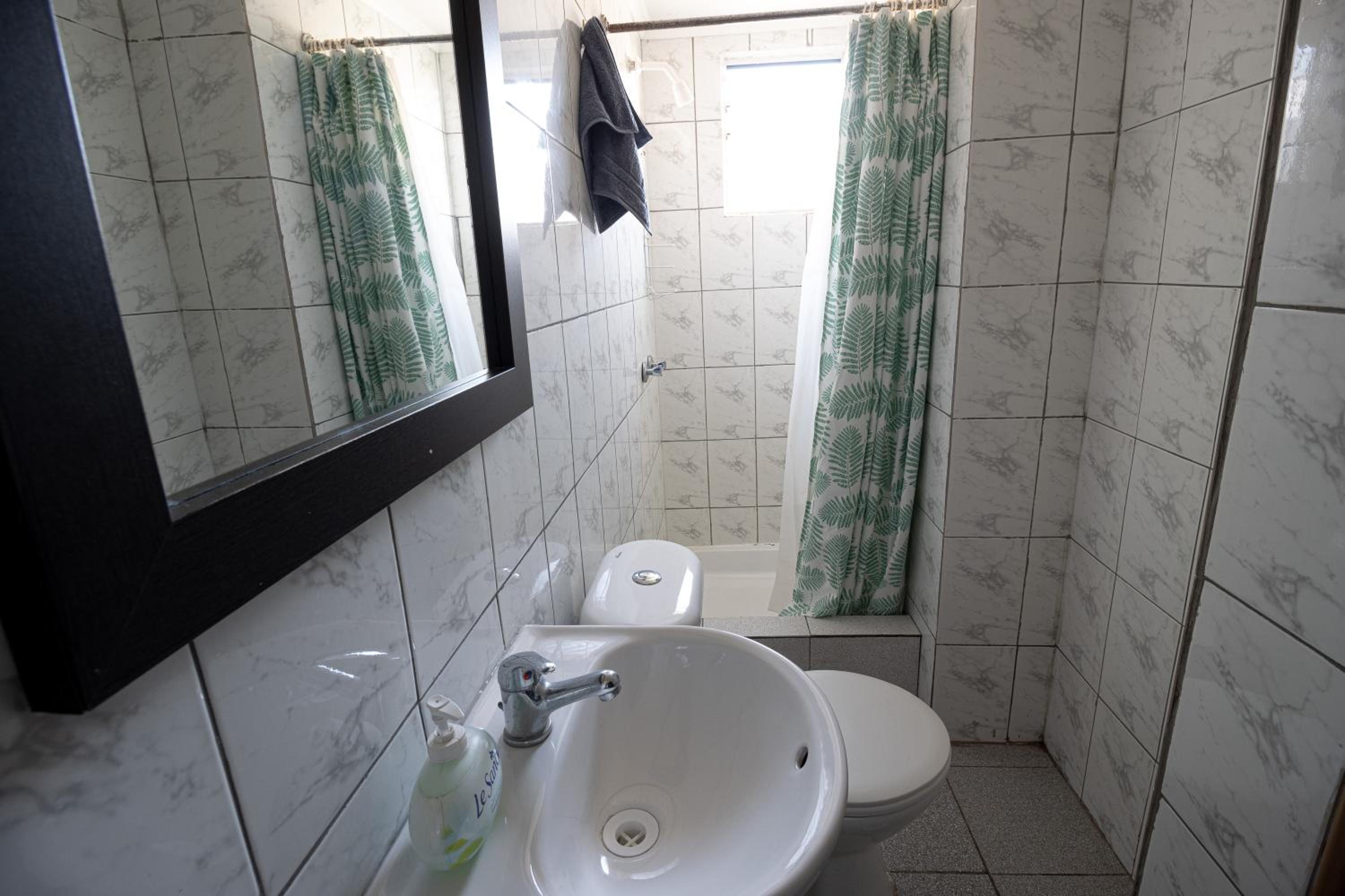 Einzelzimmer mit eigenem Badezimmer photo 3