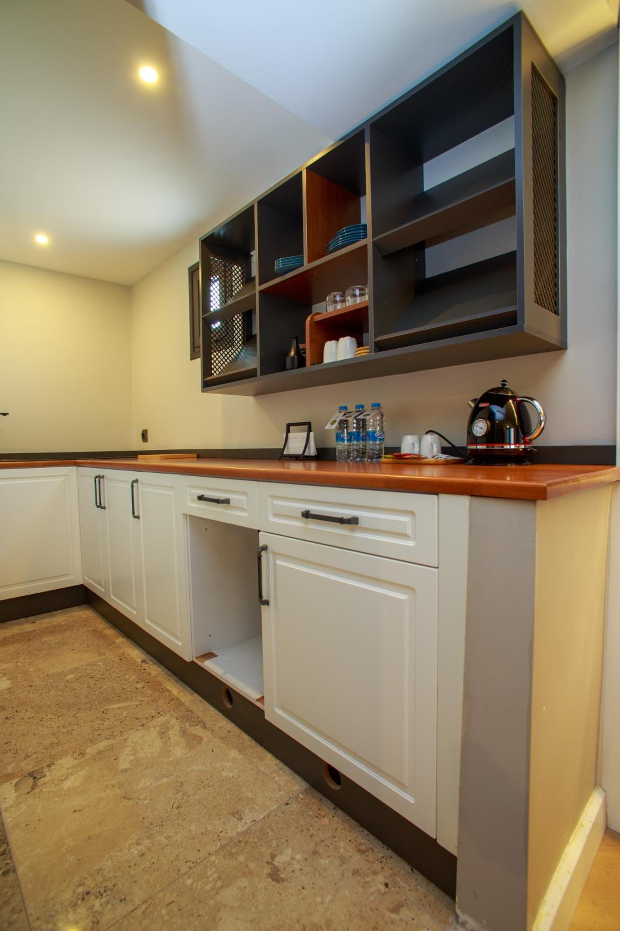 King Suite - Photo 10