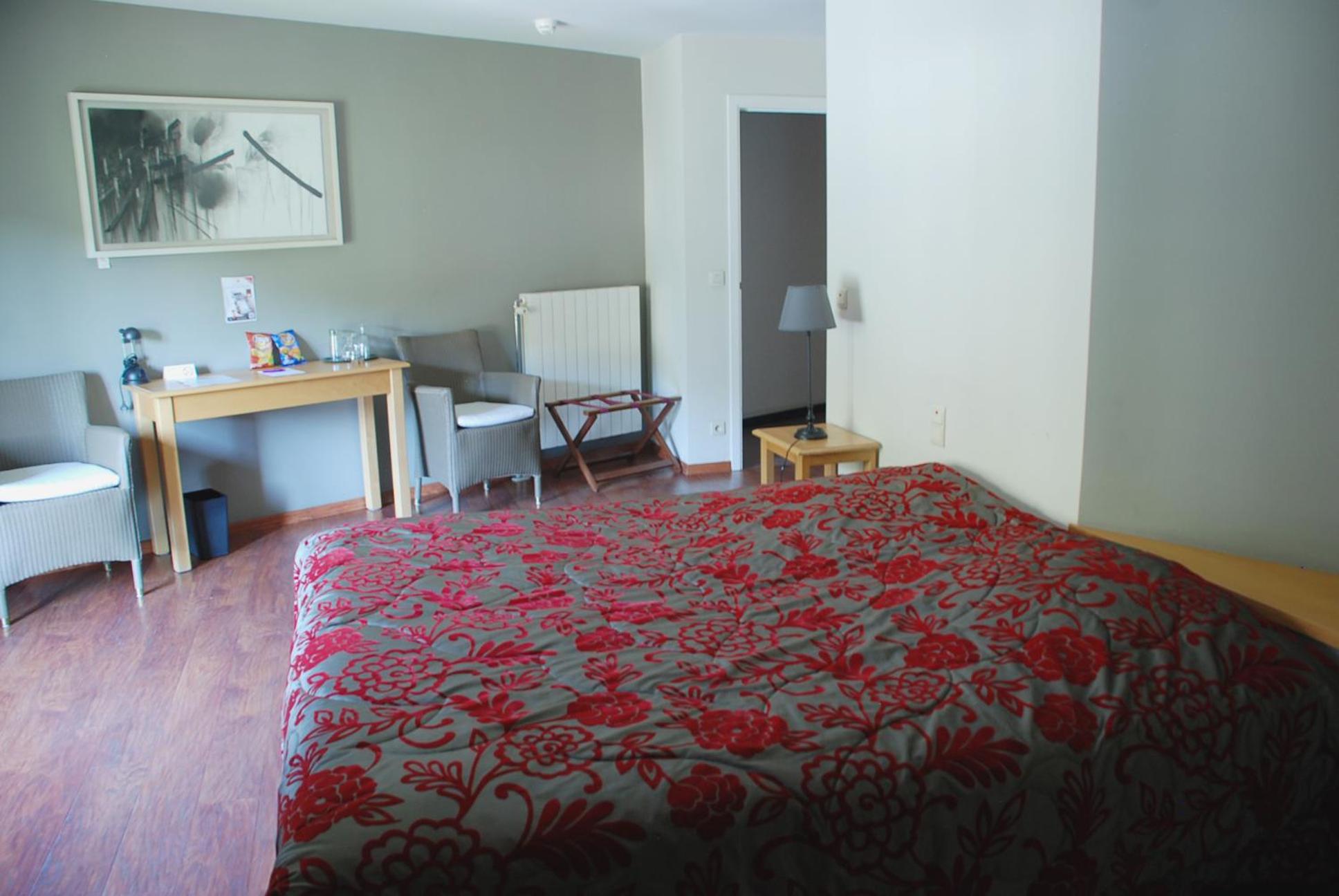 Large Twin Room photo 3