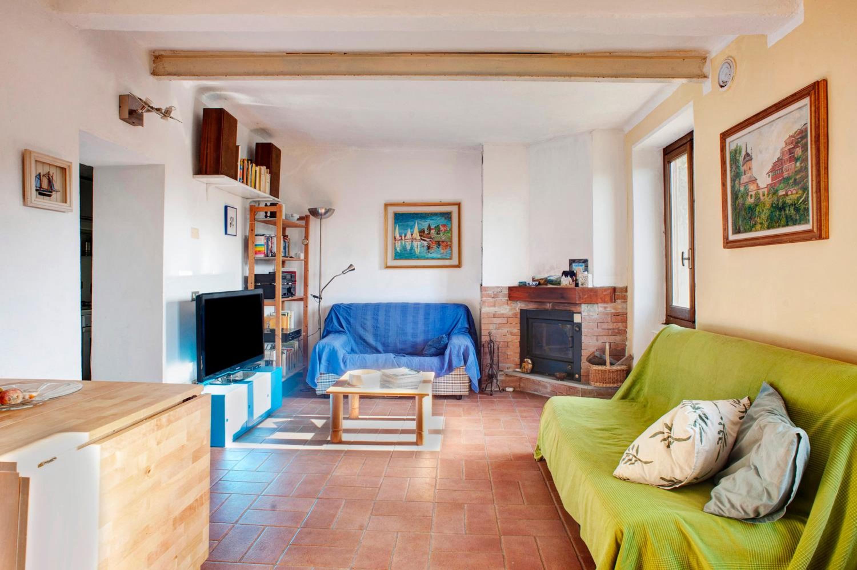 Three-Bedroom House photo 1