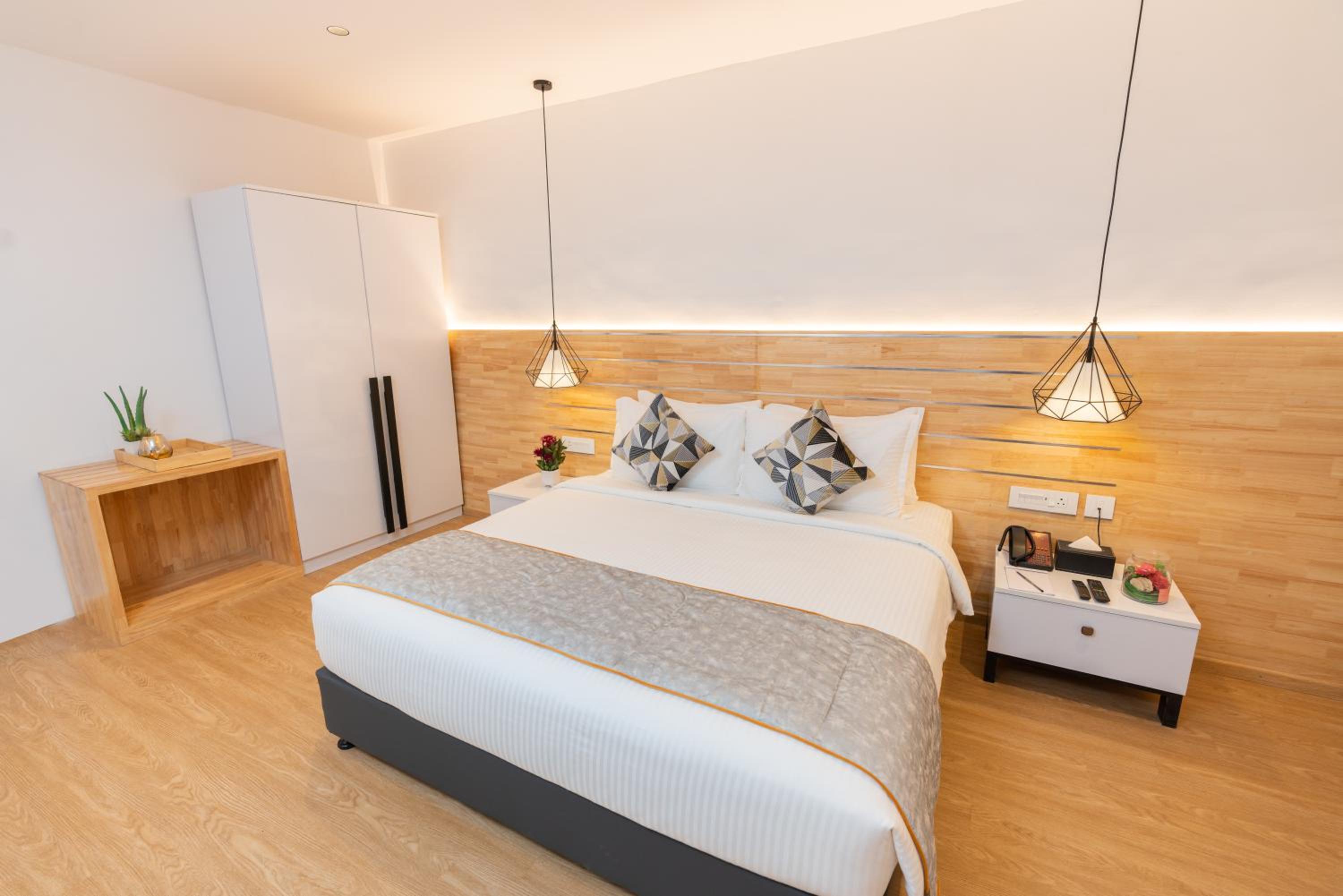 Double Room - Photo 11