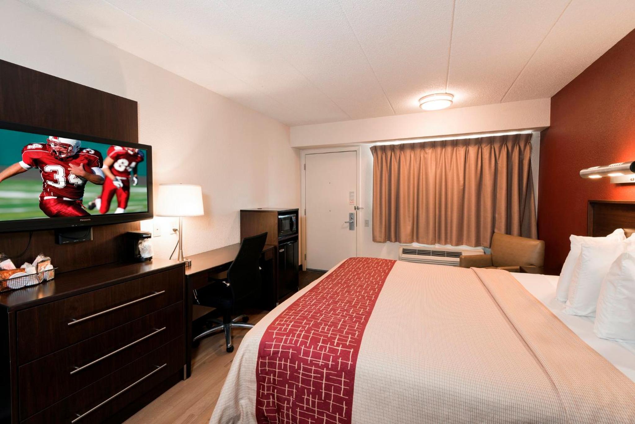Deluxe King Room Smoke Free - Photo 6