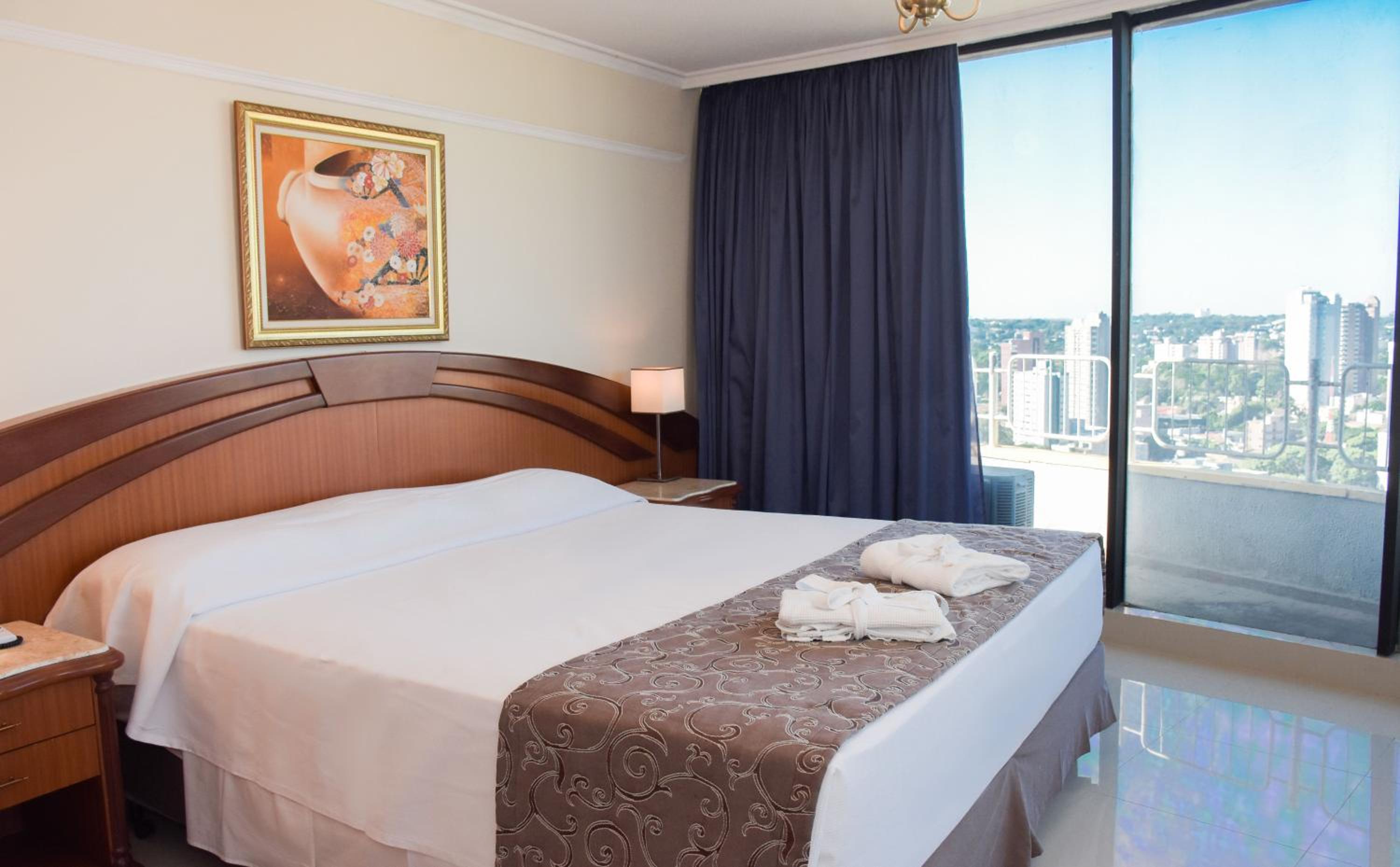 Suite with City View photo 1
