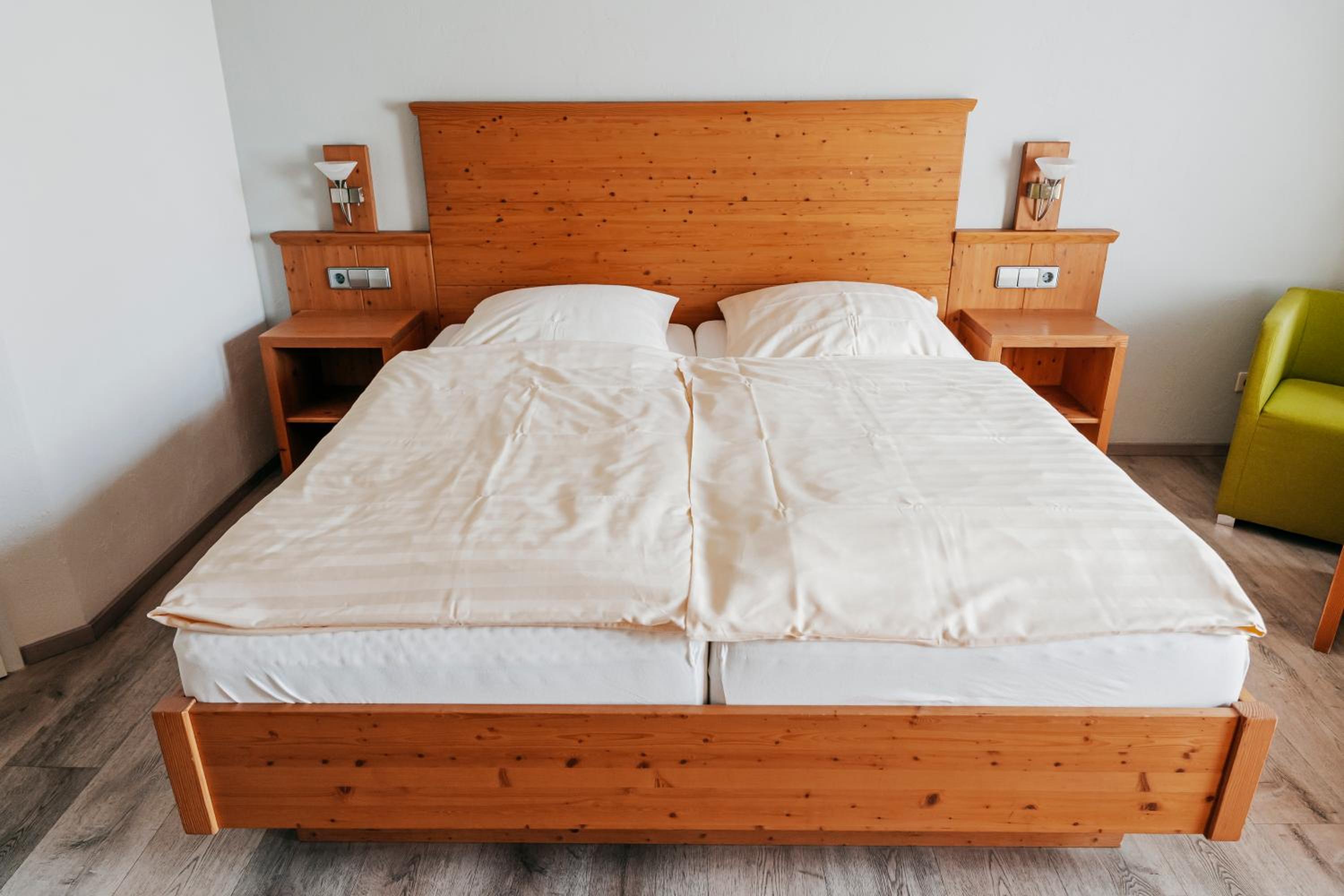 Double Room - Main Building - Photo 5